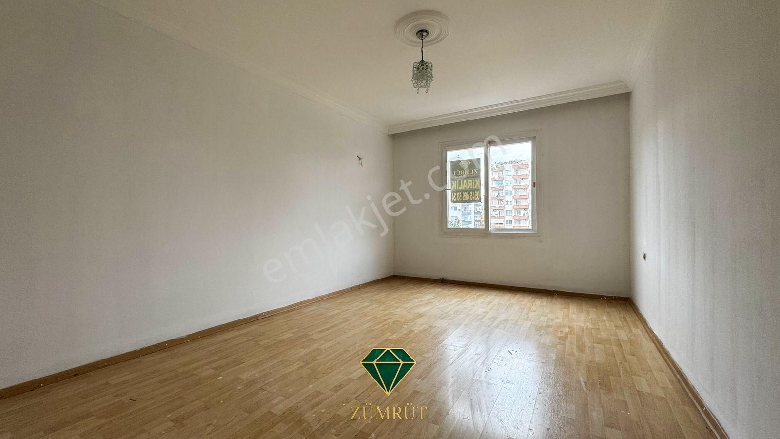 Zümrüt'ten Atatürk Mah. 3+1, 180 M2 Kiralık Daire