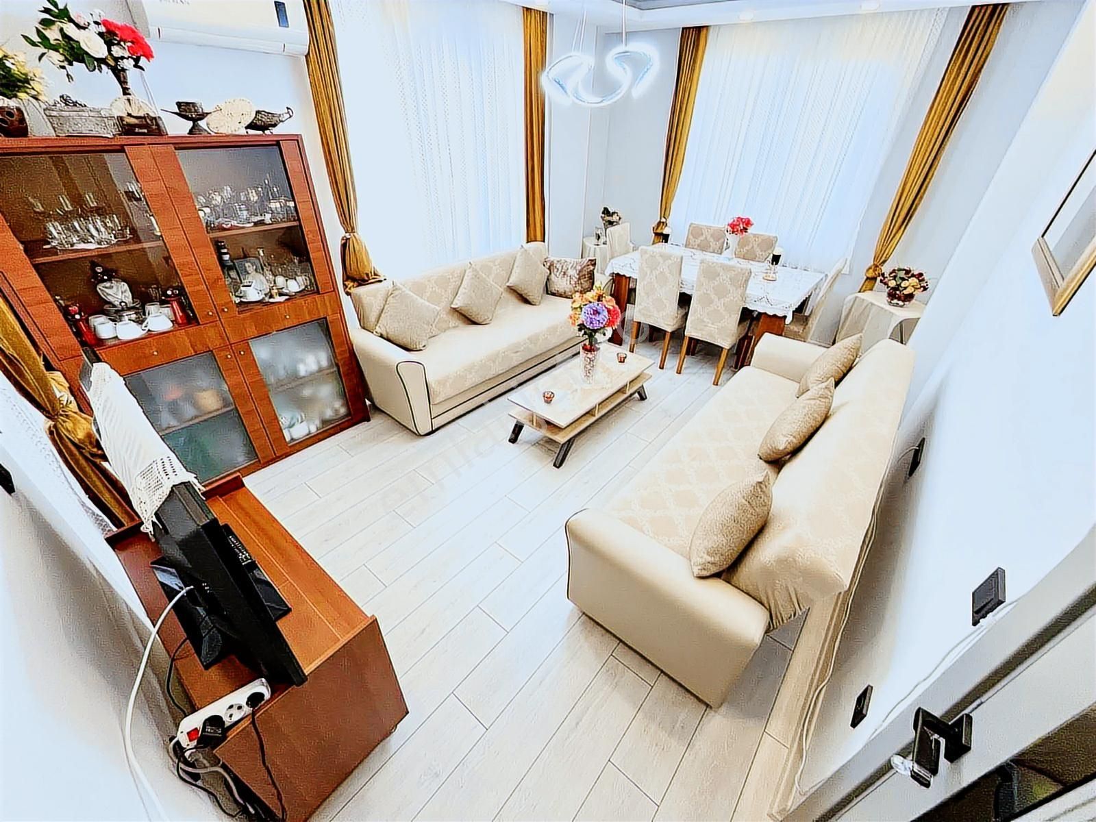 Yetkili Gürsoy'dan Altınkumda Doğalgazlı Ebeveyn Banyolu 2+1 - Görsel 12