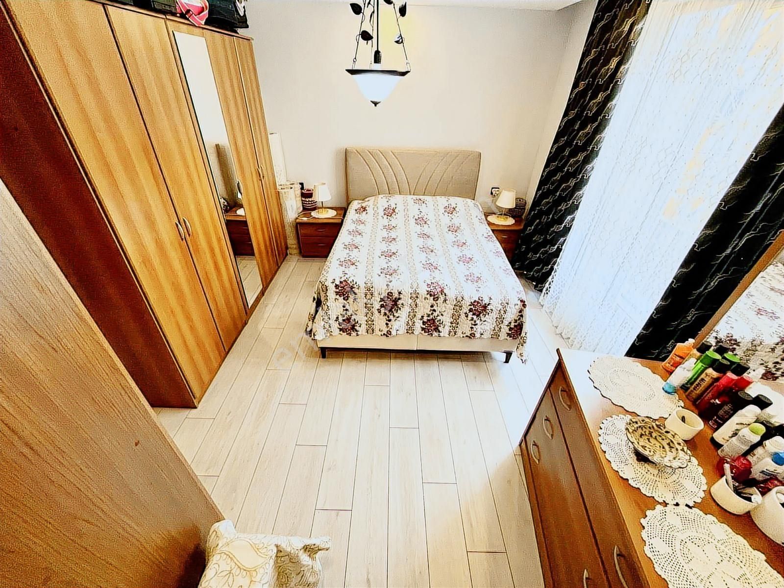 Yetkili Gürsoy'dan Altınkumda Doğalgazlı Ebeveyn Banyolu 2+1 - Görsel 19