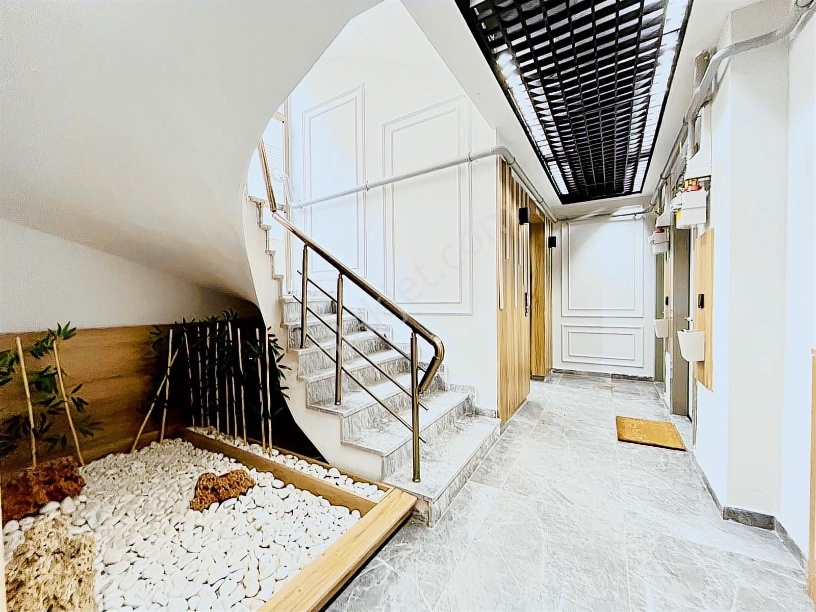 Yetkili Gürsoy'dan Altınkumda Doğalgazlı Ebeveyn Banyolu 2+1 - Görsel 7