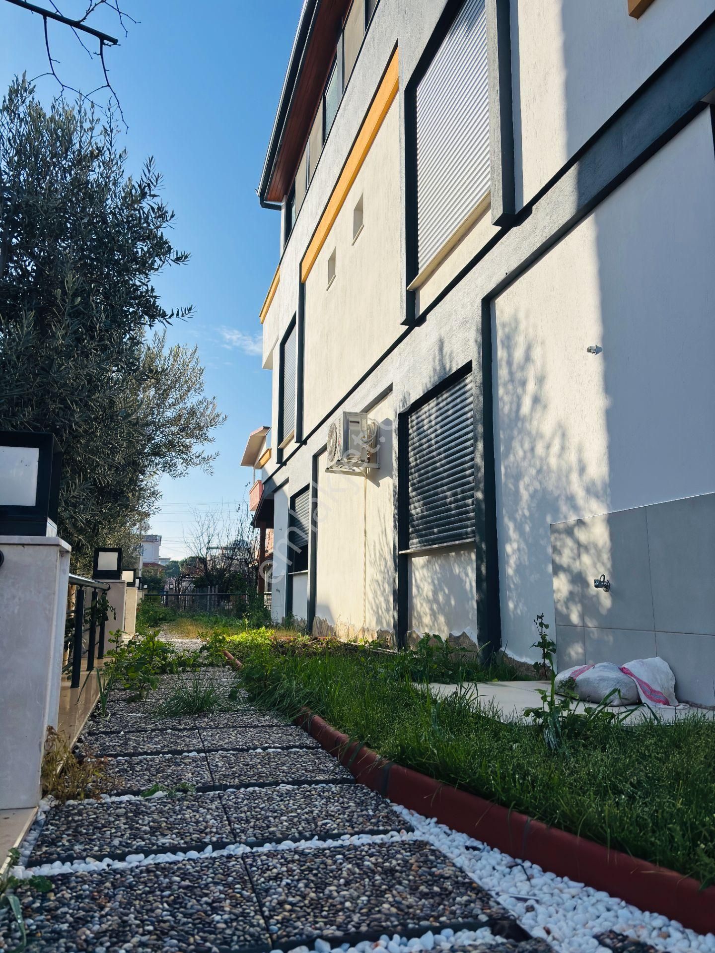 İzmir Seferihisar Doğanbey'in Merkezinde Geniş Yapılı 3+1 Satılık Villa - Görsel 3