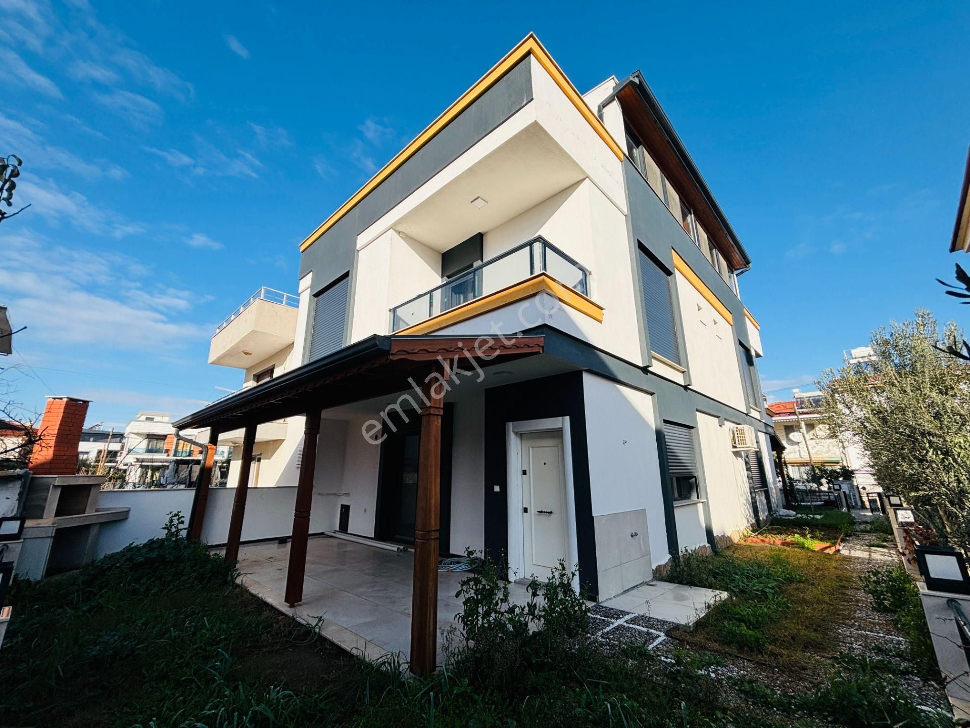 İzmir Seferihisar Doğanbey'in Merkezinde Geniş Yapılı 3+1 Satılık Villa - Görsel 4