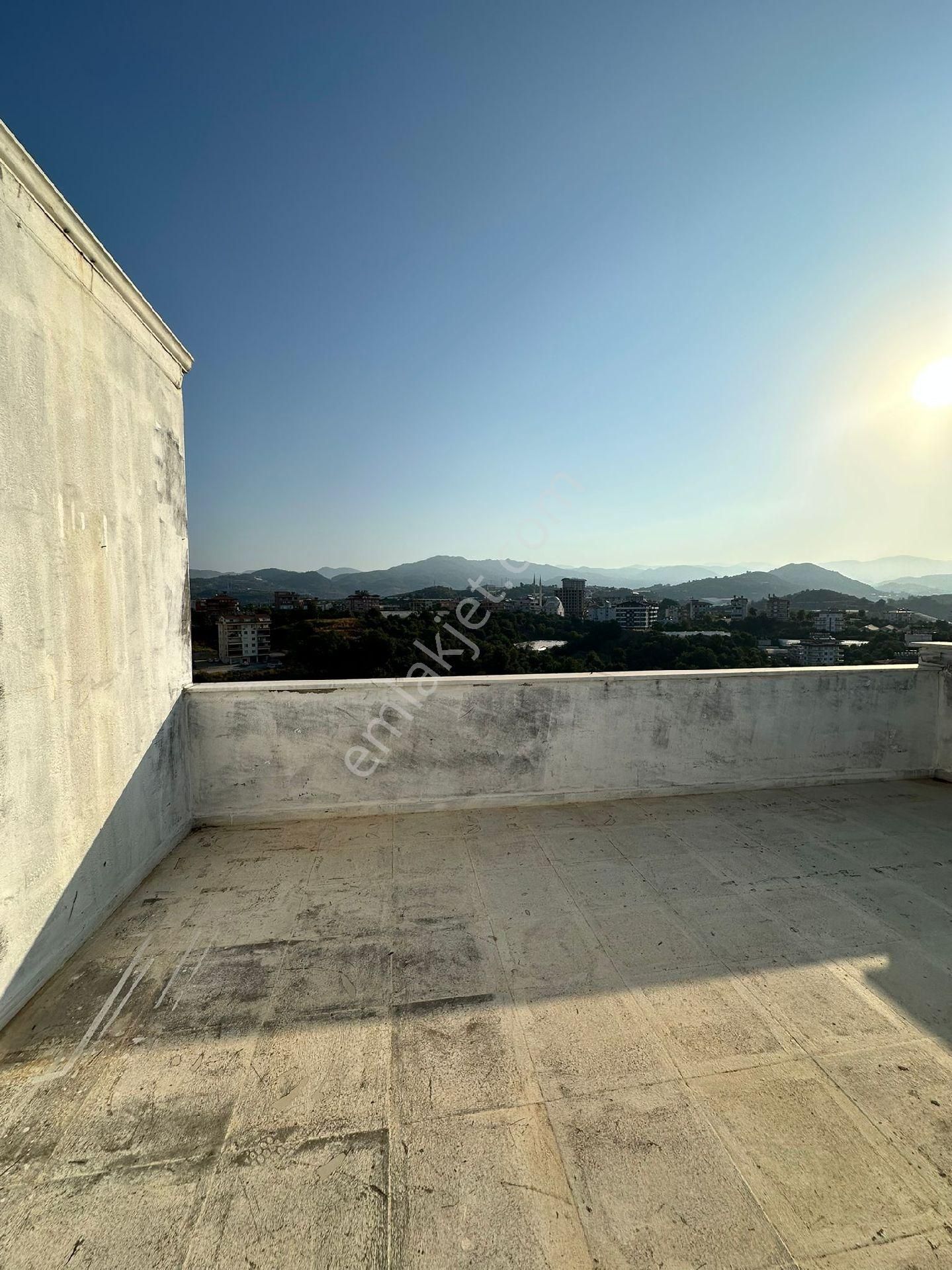 Deniz Ve Dağ Manzaralı Teraslı Havuzlu Kiralık Daire - Görsel 29