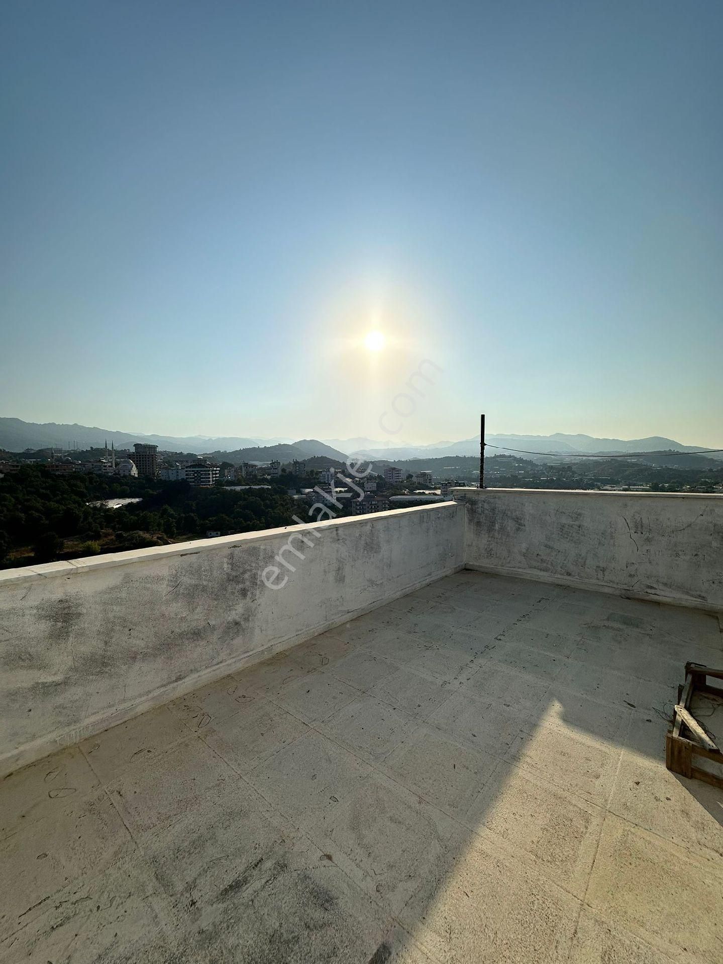 Deniz Ve Dağ Manzaralı Teraslı Havuzlu Kiralık Daire - Görsel 28