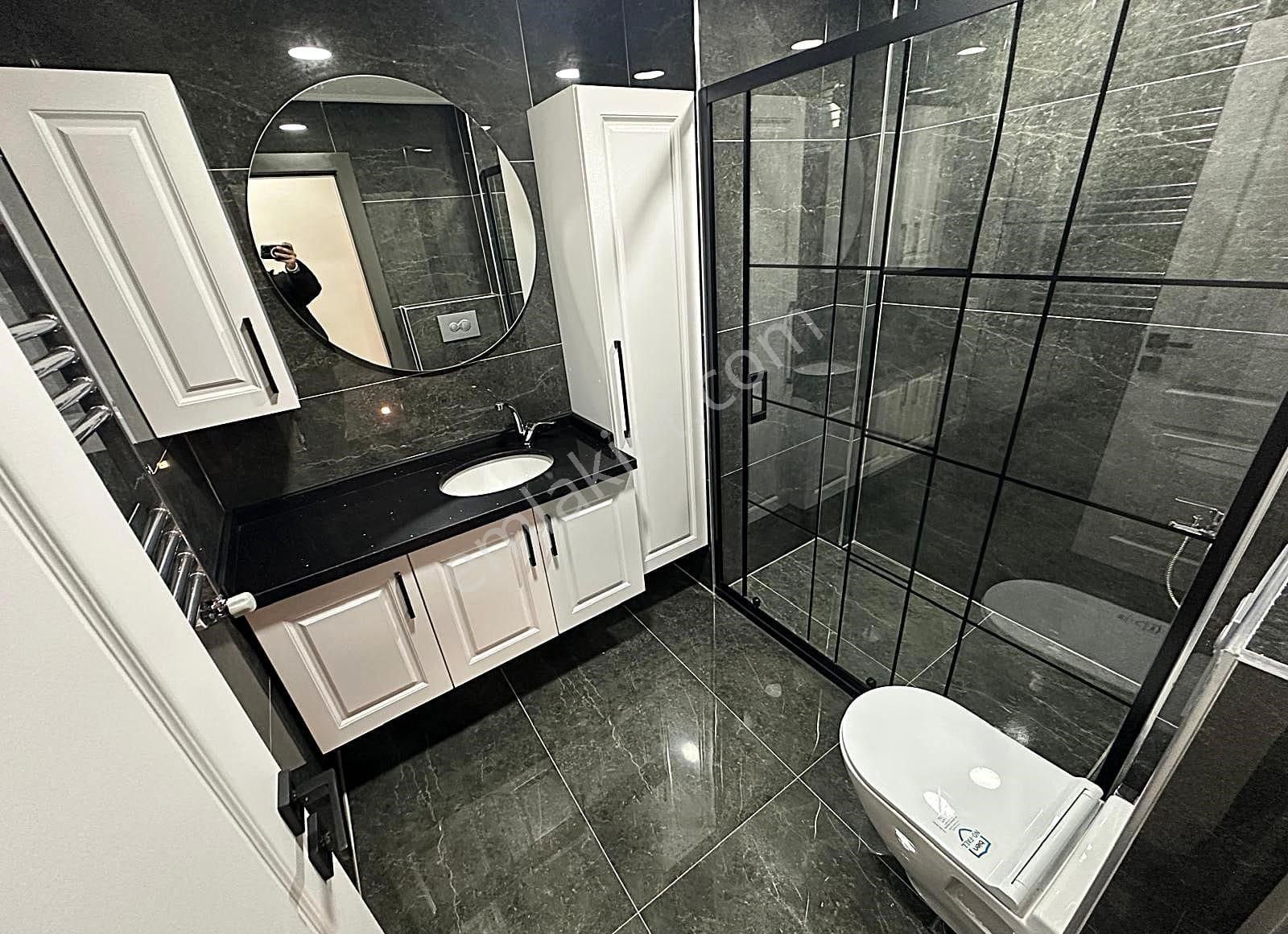 Atanora Vadi'den Gökkuşağı Caddesi Üzerinde Süper Lüks Yapılı 3+1+2 Banyolu Asansörlü Arakat - Görsel 15