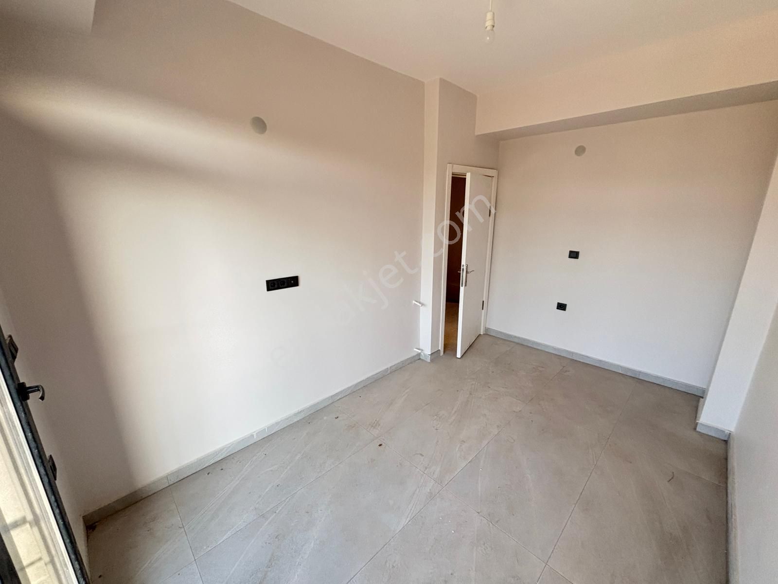 İzmir Seferihisar Doğanbey'de Bağımsız Müstakil Bahçeli Sıfır Satılık 2+1 Villa - Görsel 11