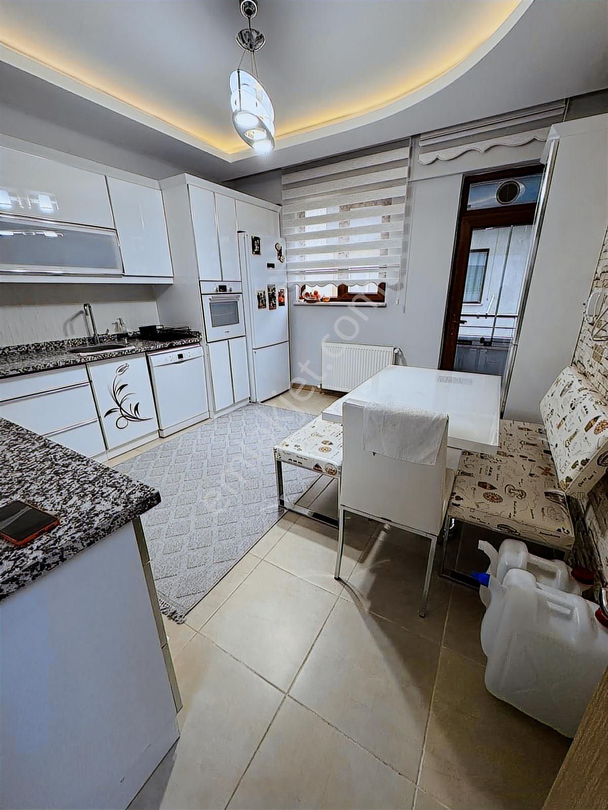 Satılık Geniş Masrafsız Daire3 - Görsel 9