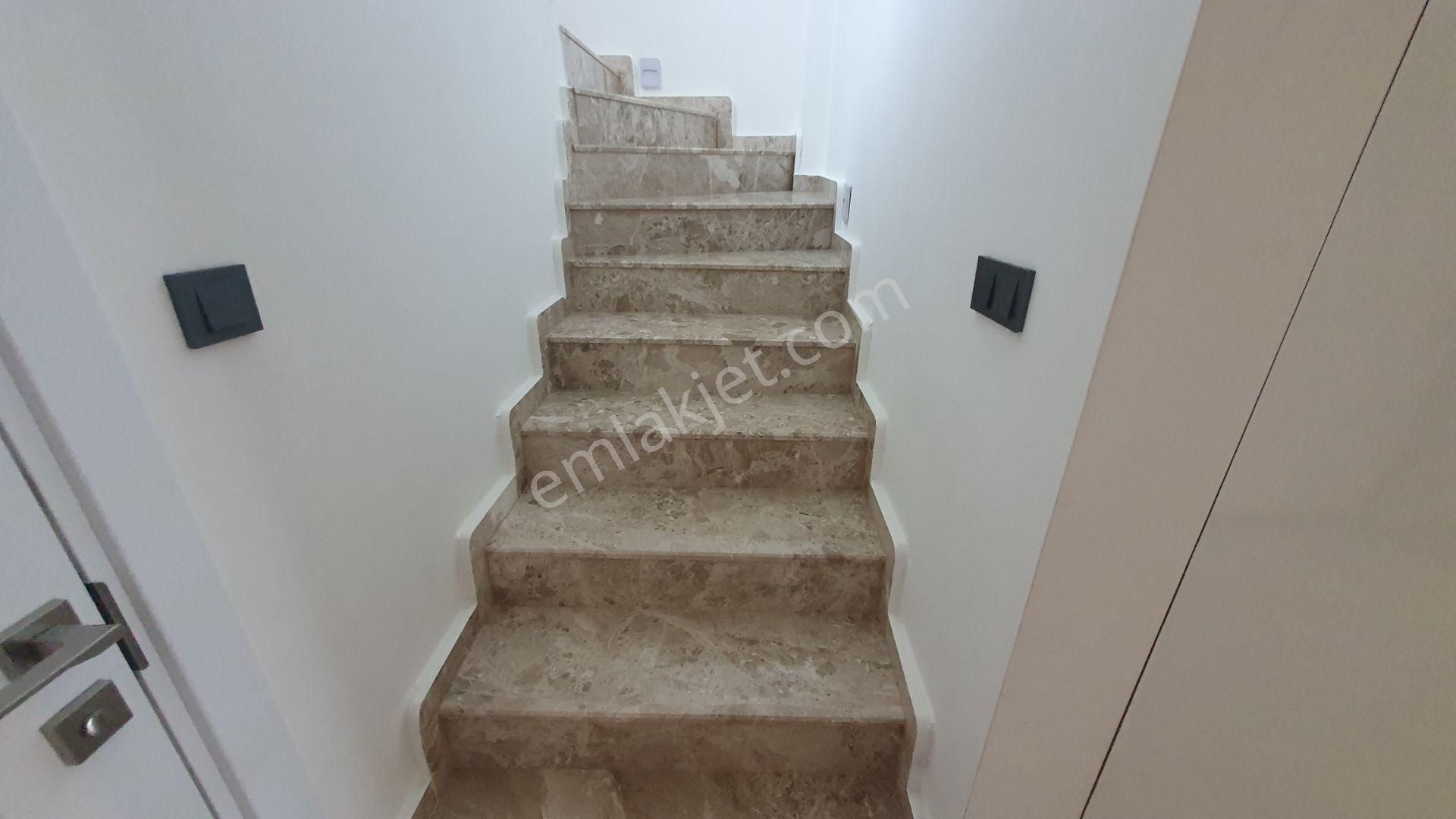 İzmir Seferihisar Payamlı’da 3+1 Havuzlu Site İçerisinde Satılık Trıpleks Yazlık - Görsel 16