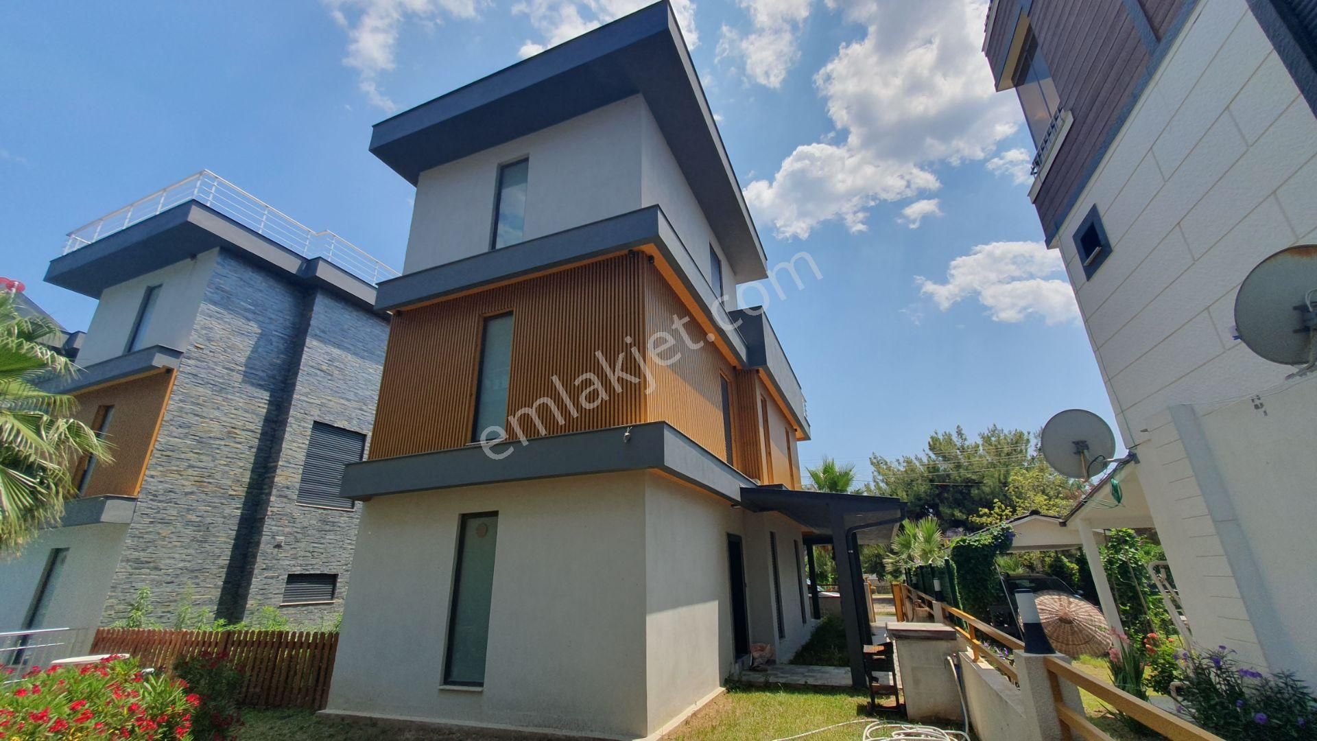 İzmir Seferihisar Payamlı’da 3+1 Havuzlu Site İçerisinde Satılık Trıpleks Yazlık - Görsel 8