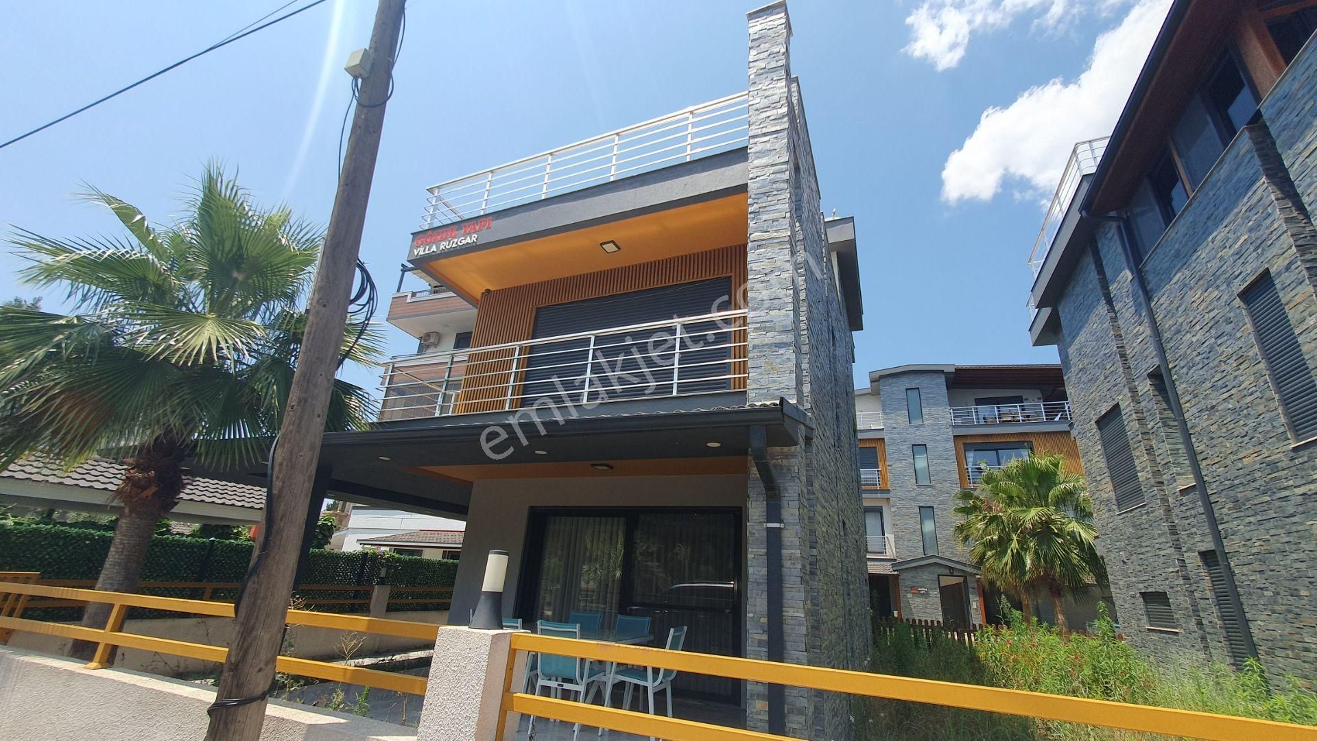 İzmir Seferihisar Payamlı’da 3+1 Havuzlu Site İçerisinde Satılık Trıpleks Yazlık - Görsel 4