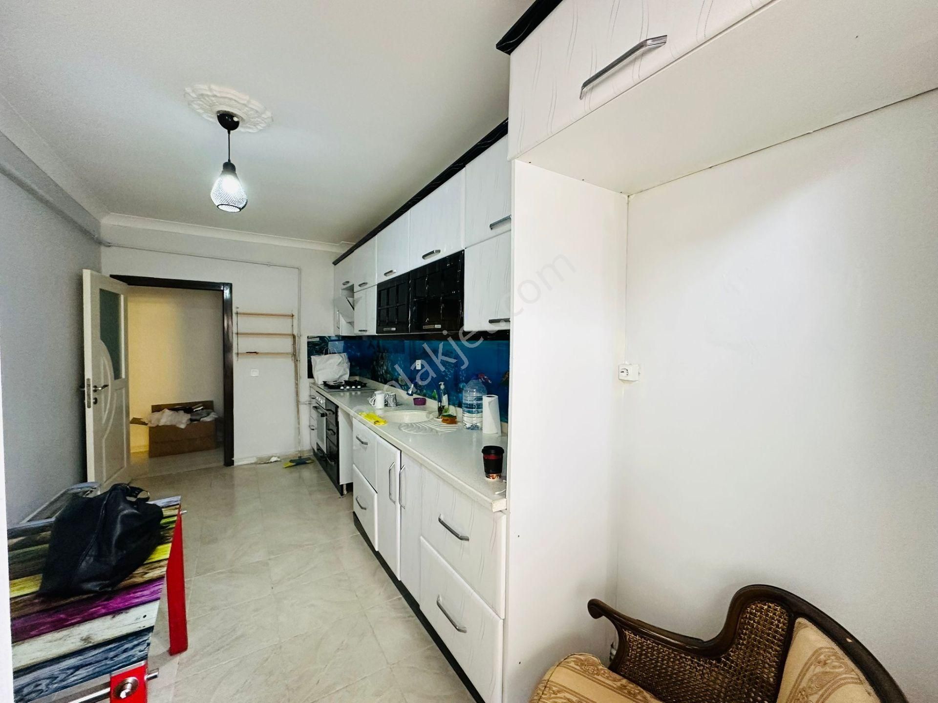 Feridunçelik'te Full Yapılı Asansörlü 2+1 Satılık Daire !! - Görsel 4