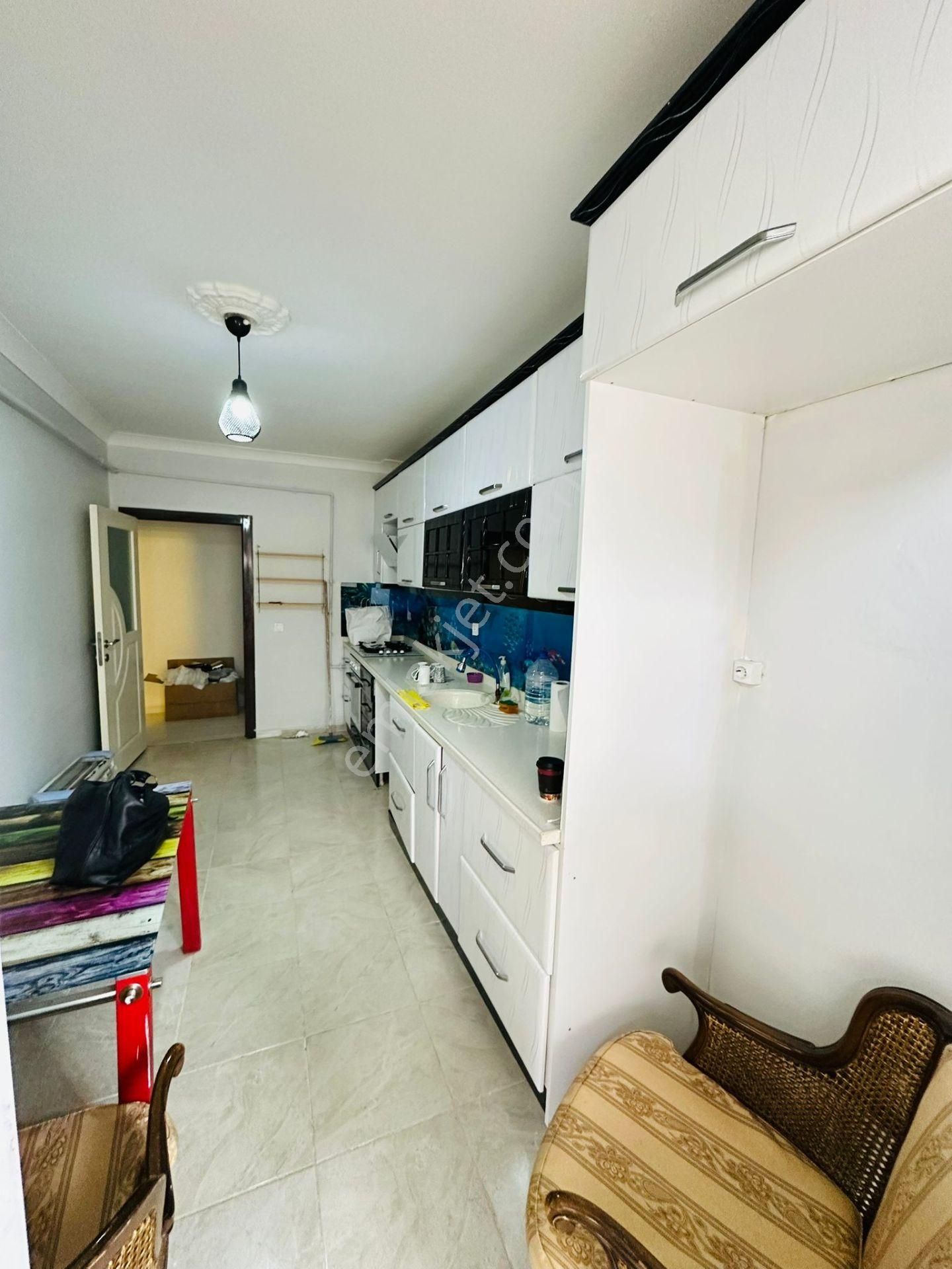 Feridunçelik'te Full Yapılı Asansörlü 2+1 Satılık Daire !! - Görsel 3