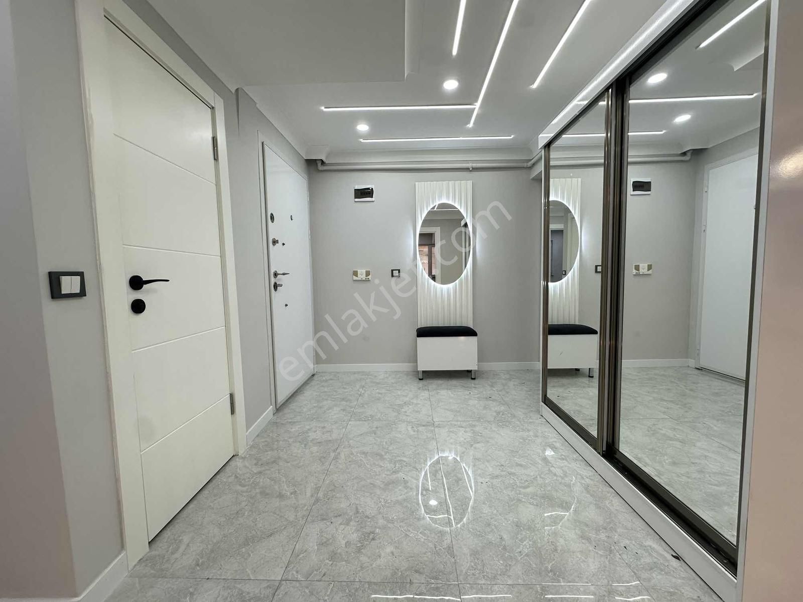 Tenor'dan Sokullu Cd. Üzeri Verandalı 3+1 Lüx Yapılı Bahçe Katı! - Görsel 13