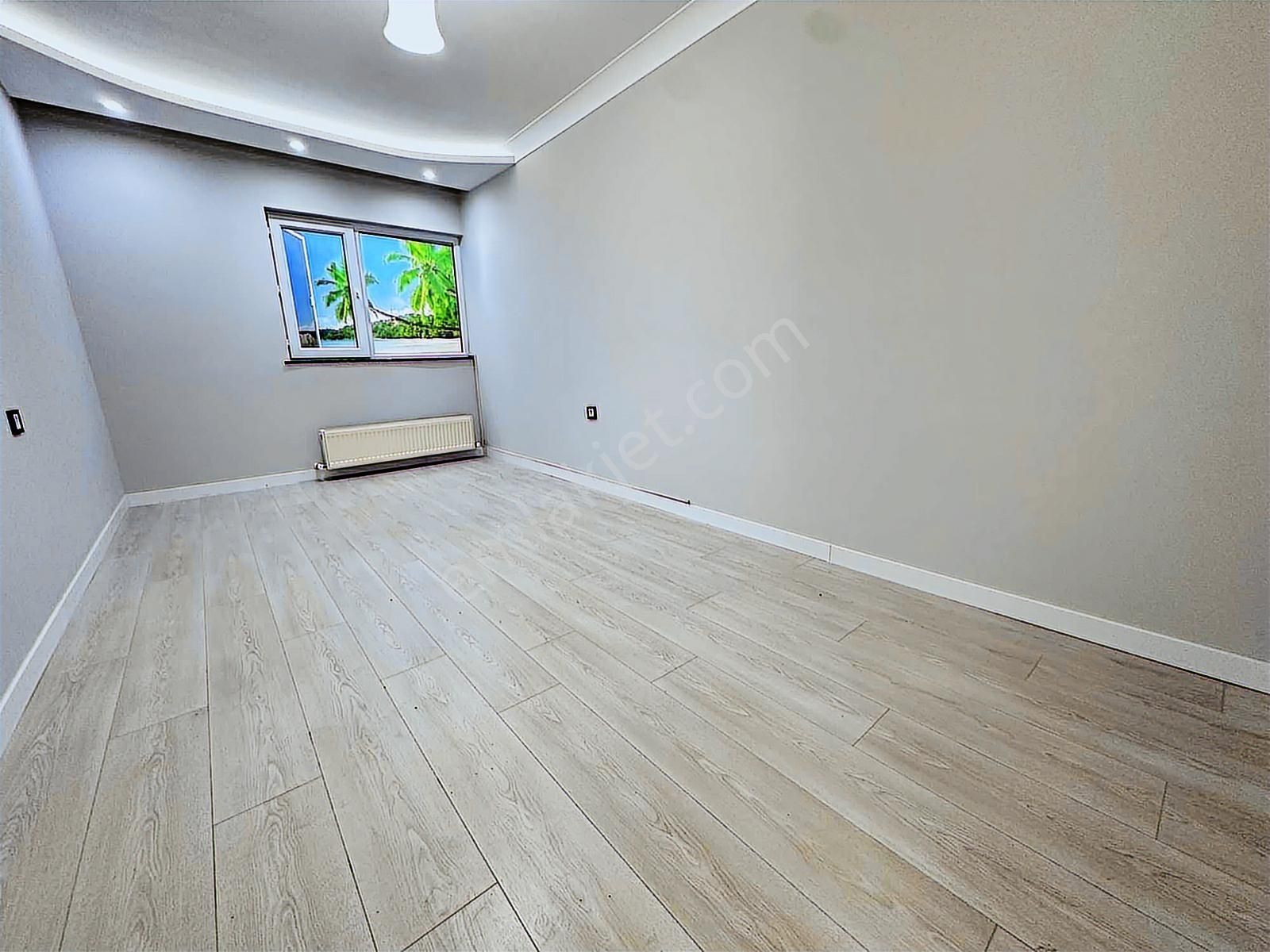 Tenor'dan Sokullu Cd. Üzeri Verandalı 3+1 Lüx Yapılı Bahçe Katı! - Görsel 3