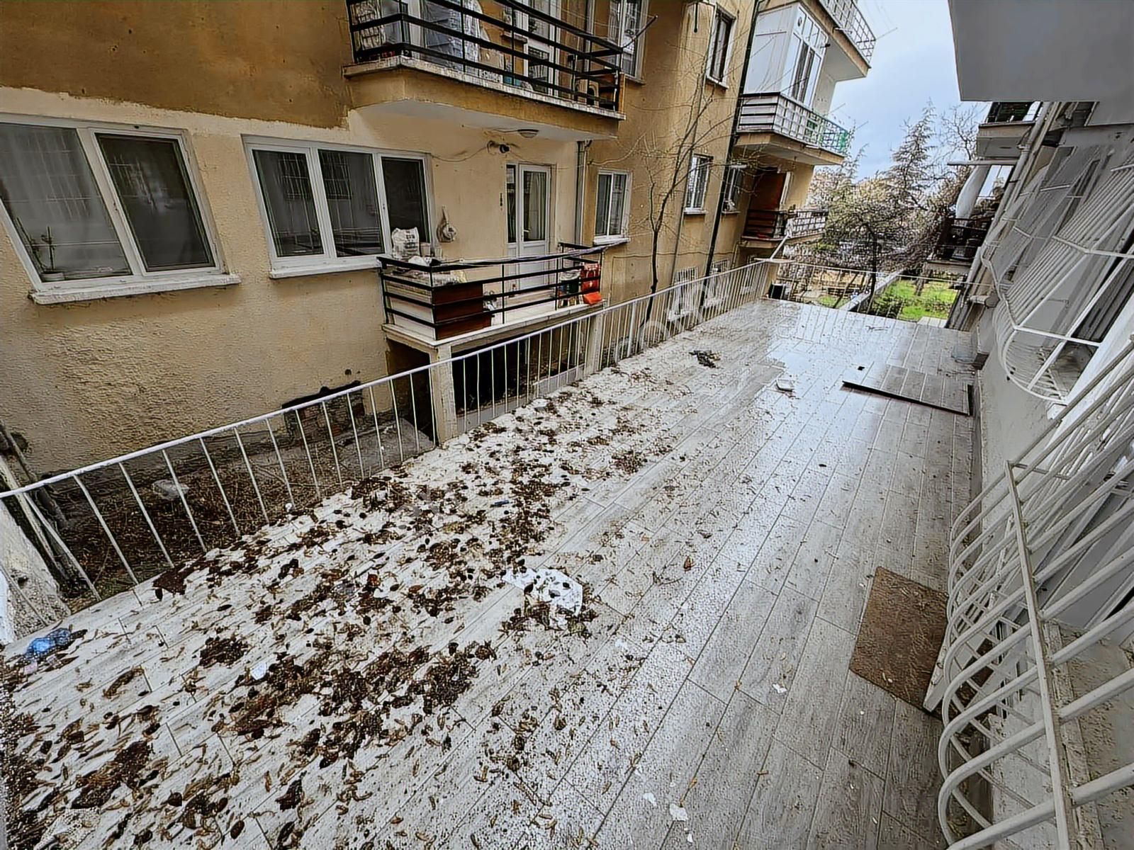 Tenor'dan Sokullu Cd. Üzeri Verandalı 3+1 Lüx Yapılı Bahçe Katı! - Görsel 14