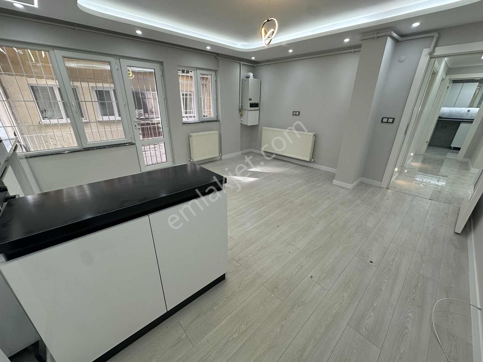 Tenor'dan Sokullu Cd. Üzeri Verandalı 3+1 Lüx Yapılı Bahçe Katı! - Görsel 22