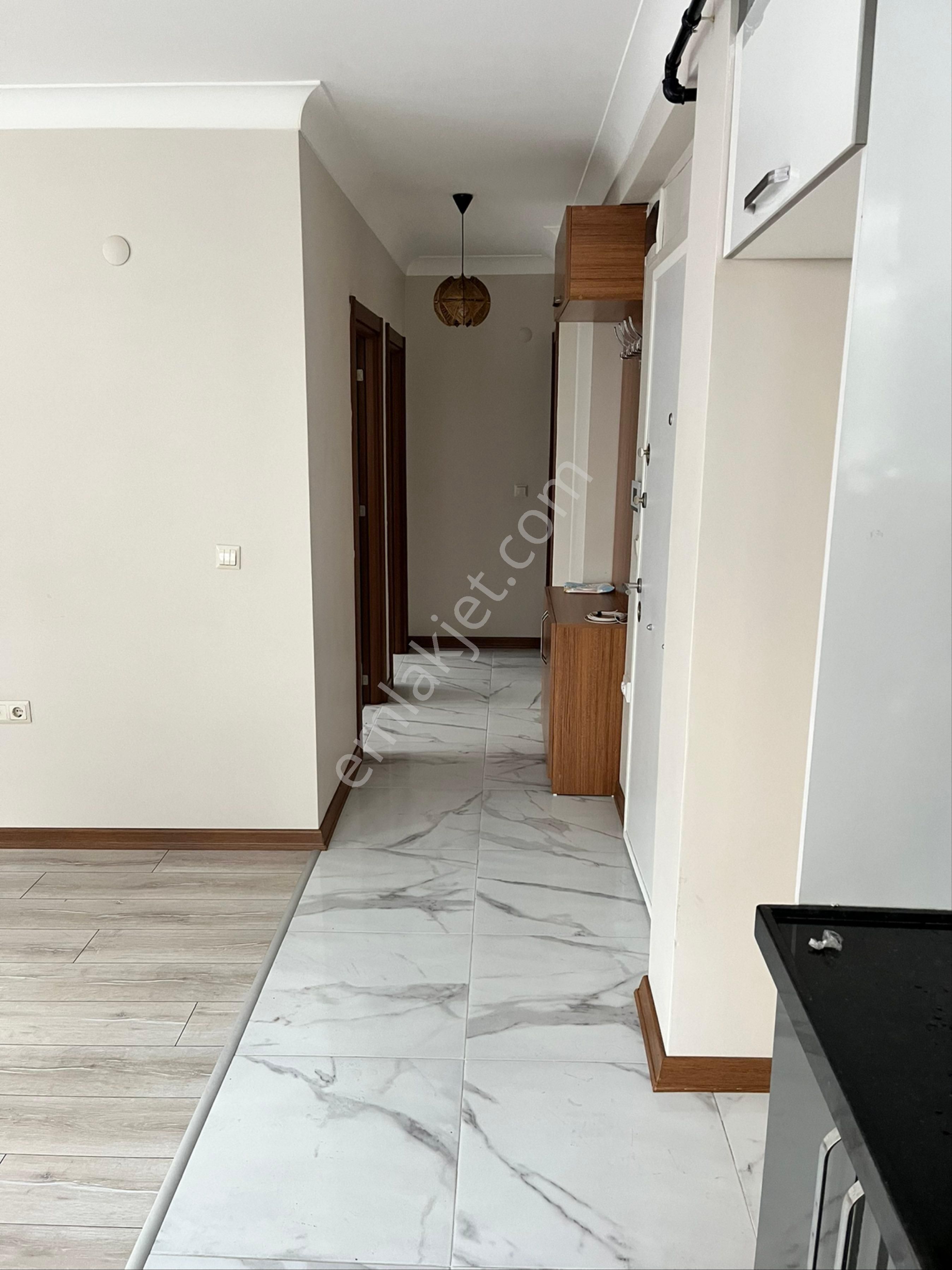 Cihangir Mahallesi'nde Yeni Binada Kullanışlı Satılık Daire - Görsel 4