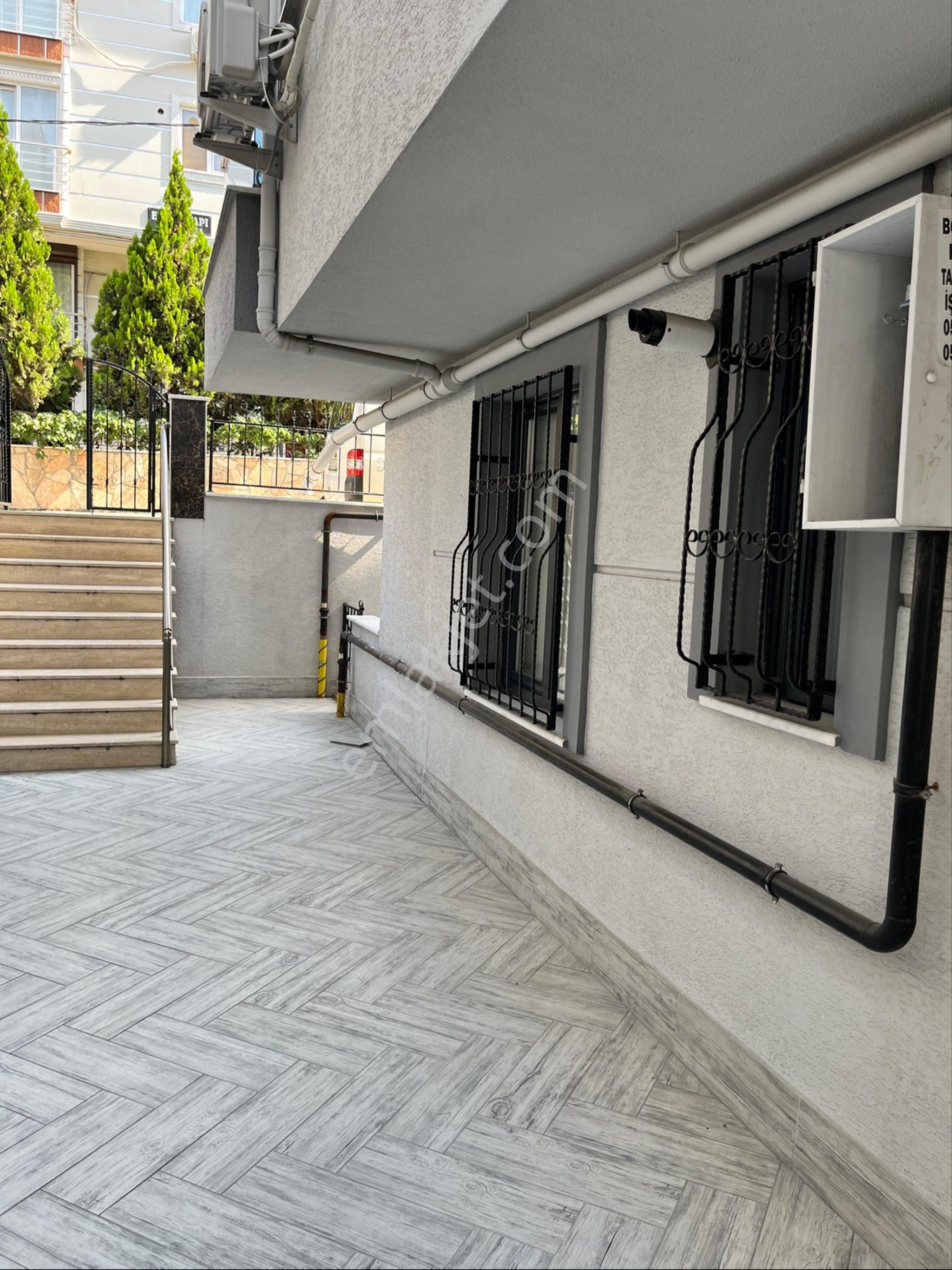 Cihangir Mahallesi'nde Yeni Binada Kullanışlı Satılık Daire - Görsel 15