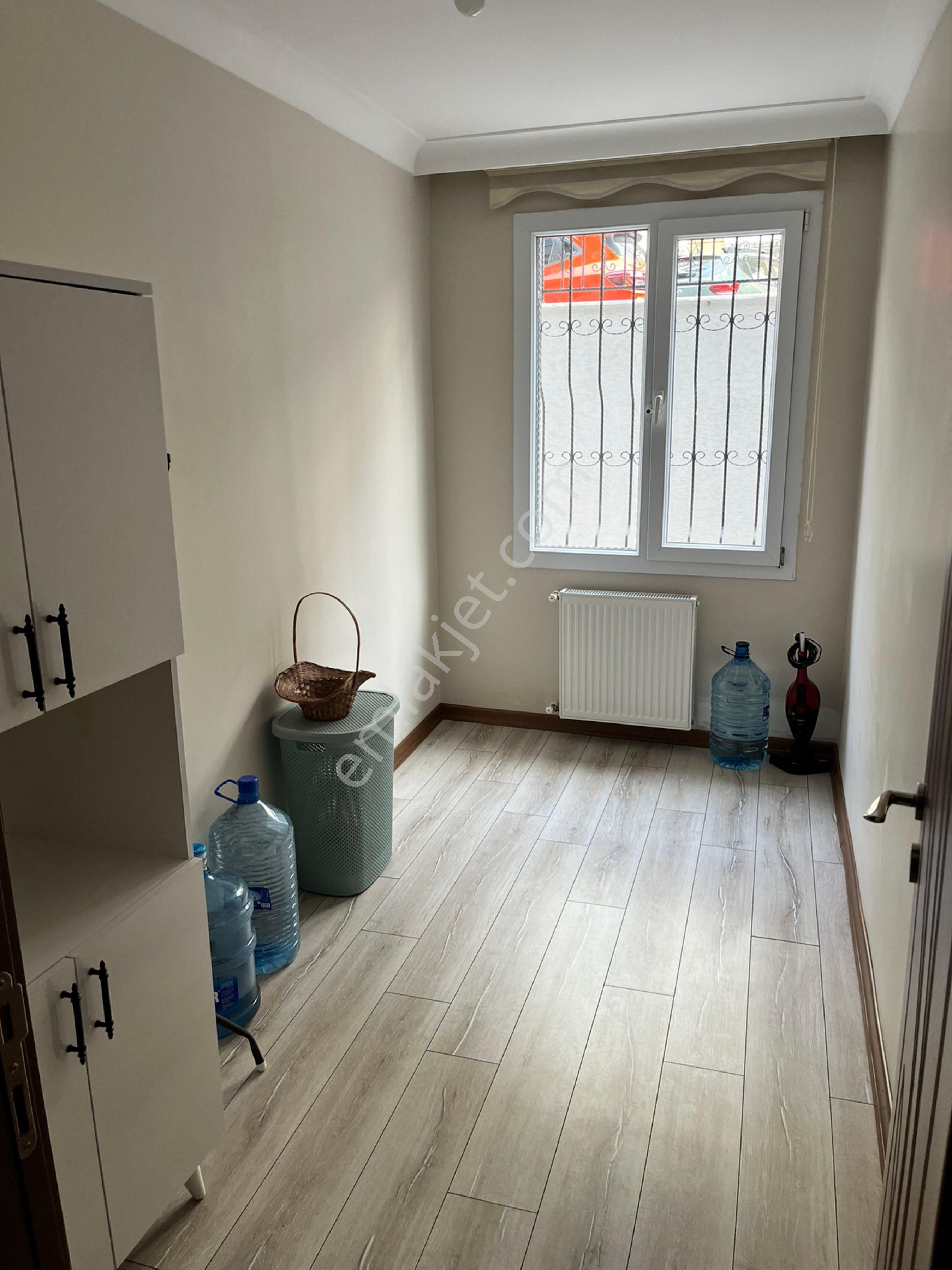 Cihangir Mahallesi'nde Yeni Binada Kullanışlı Satılık Daire - Görsel 3