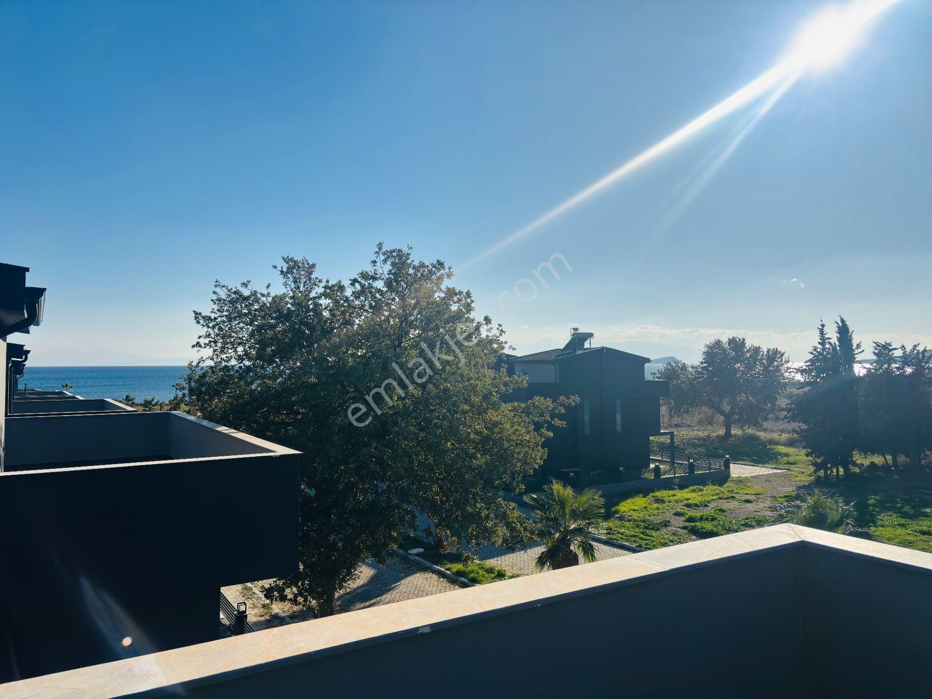 İzmir Seferihisar Atatürk Mahallesi’nde Denize Sıfır Müstakil Tapulu 3+1 Tripleks Yazlık Villa - Görsel 30