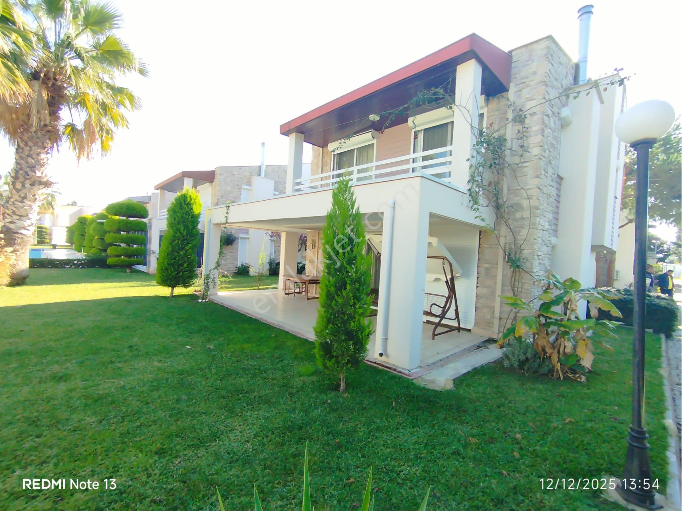 Sahil Siteleri Denize Yakın 3+1 Tek Müstakil Villa - Görsel 5