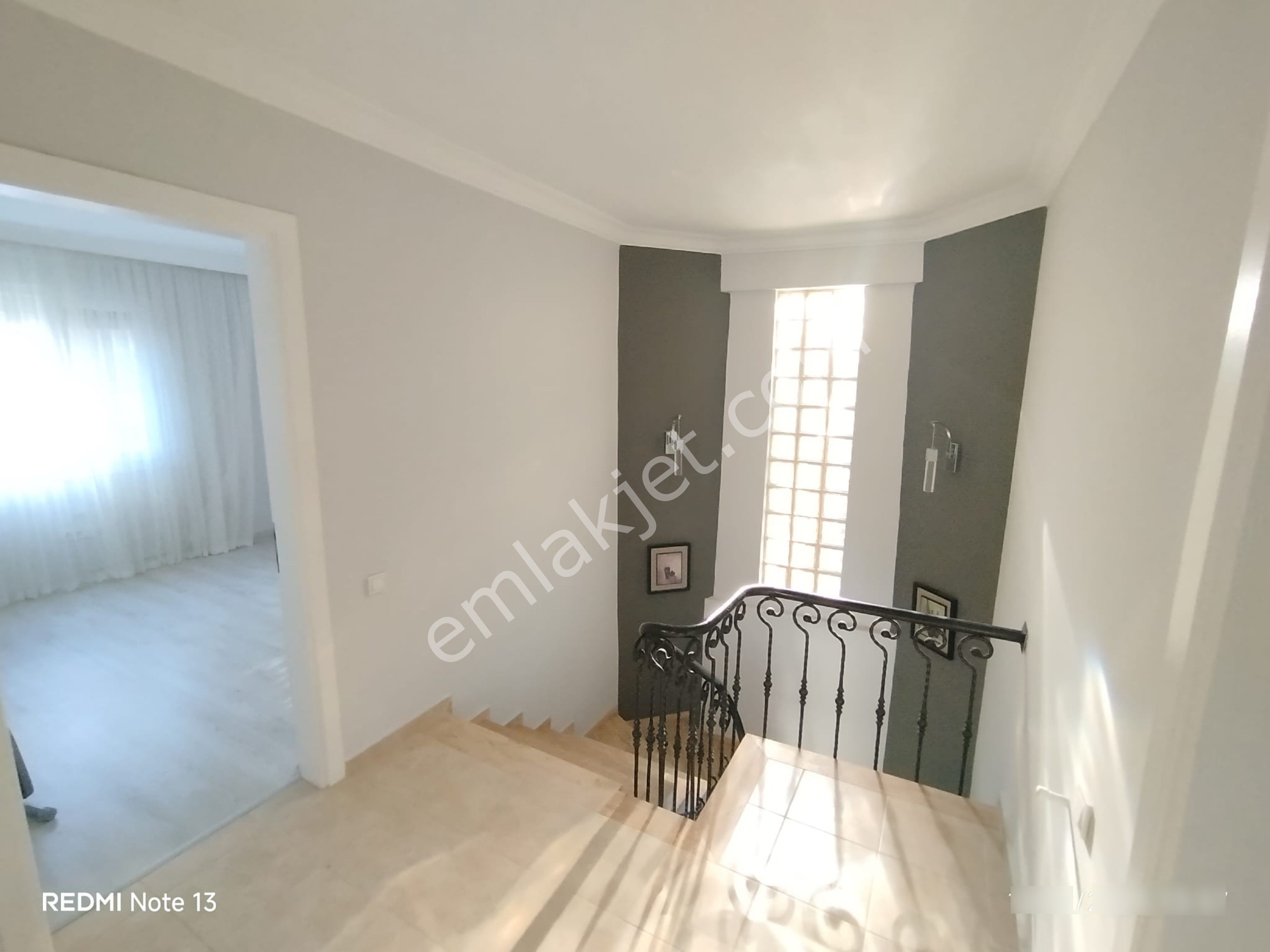 Sahil Siteleri Denize Yakın 3+1 Tek Müstakil Villa - Görsel 20