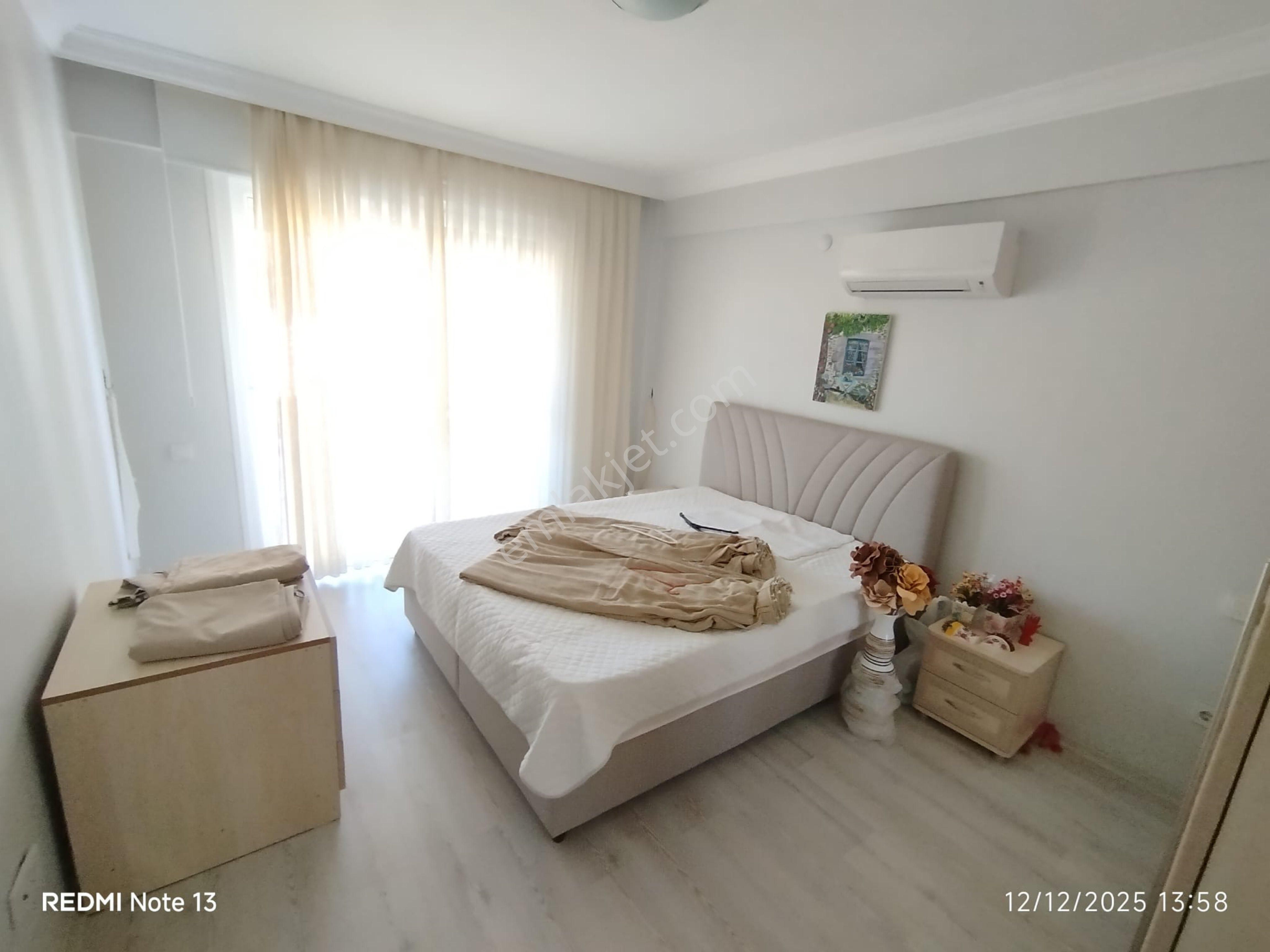 Sahil Siteleri Denize Yakın 3+1 Tek Müstakil Villa - Görsel 22