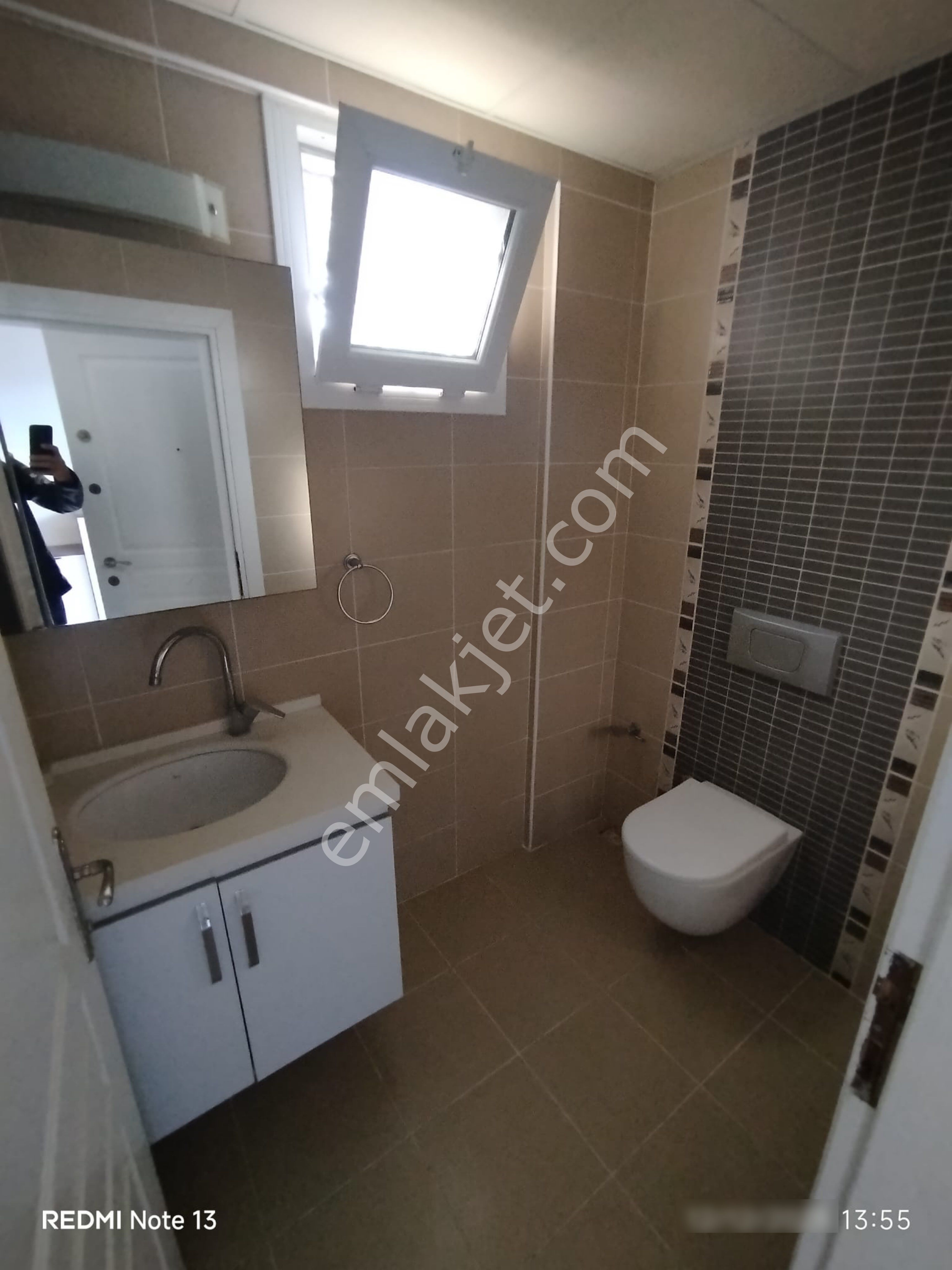 Sahil Siteleri Denize Yakın 3+1 Tek Müstakil Villa - Görsel 15