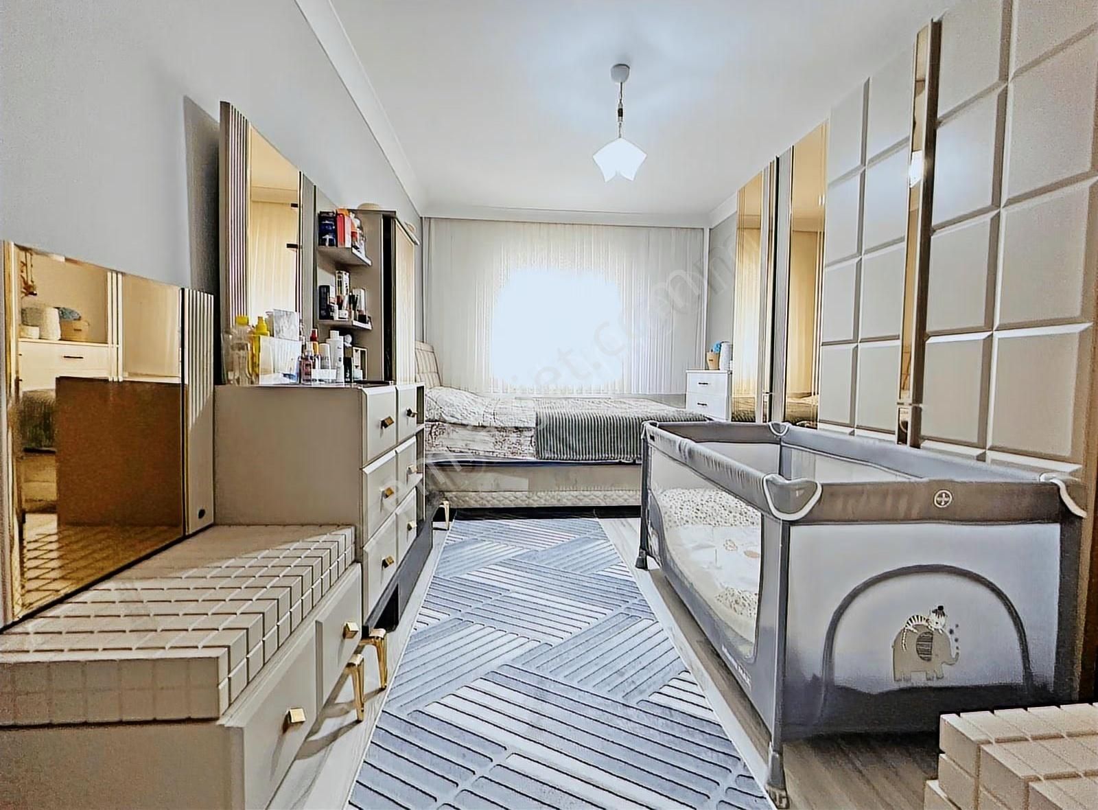 Acill Cadde Yakını Full Yapılı Orta Katta Ucuzzz Geniş 3+1 Daire - Görsel 2