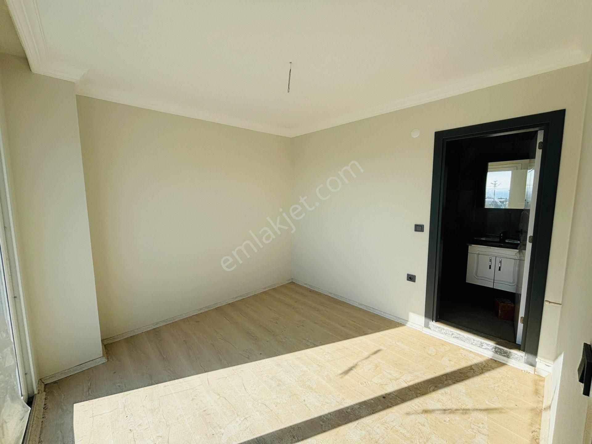 İzmir Seferihisar Doğanbey'de 200 M² Brüt Sıfır Bahçeli 3+1 Satılık Villa - Görsel 27