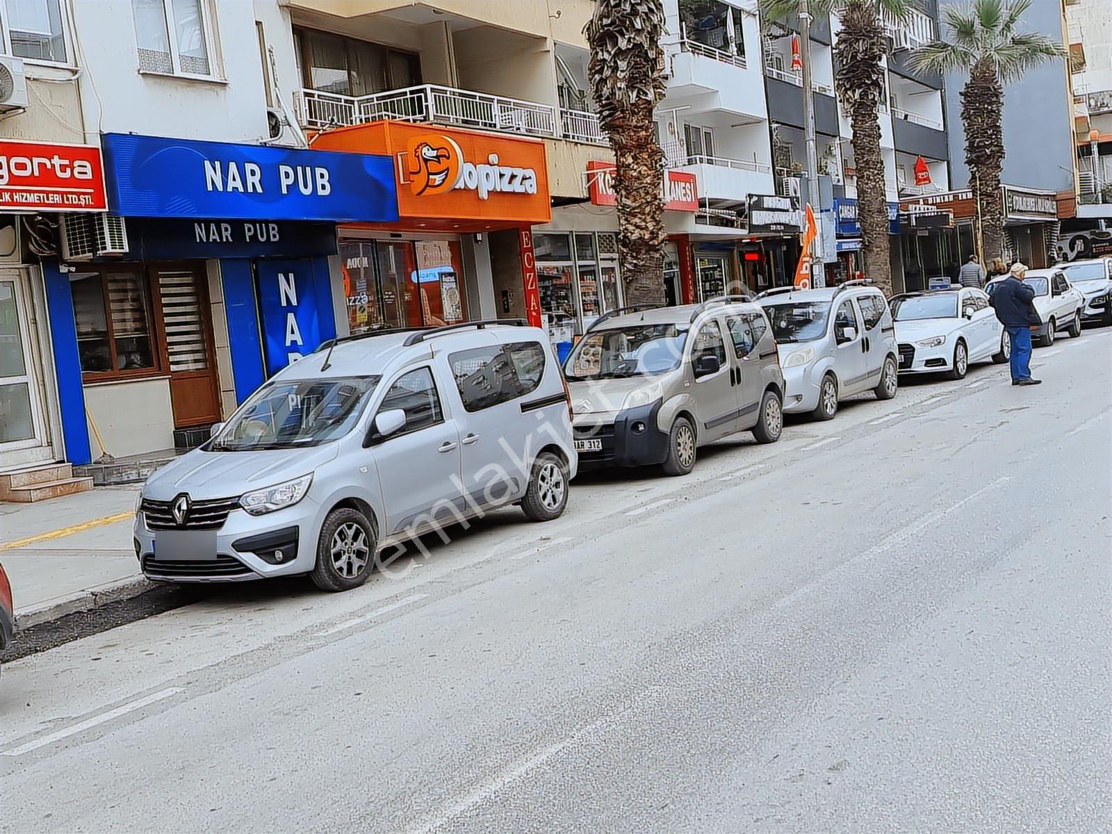 A24 Site Emlak; Narlıdere Mithatpaşa Cad Anayolda Satılık Dükkan - Görsel 2