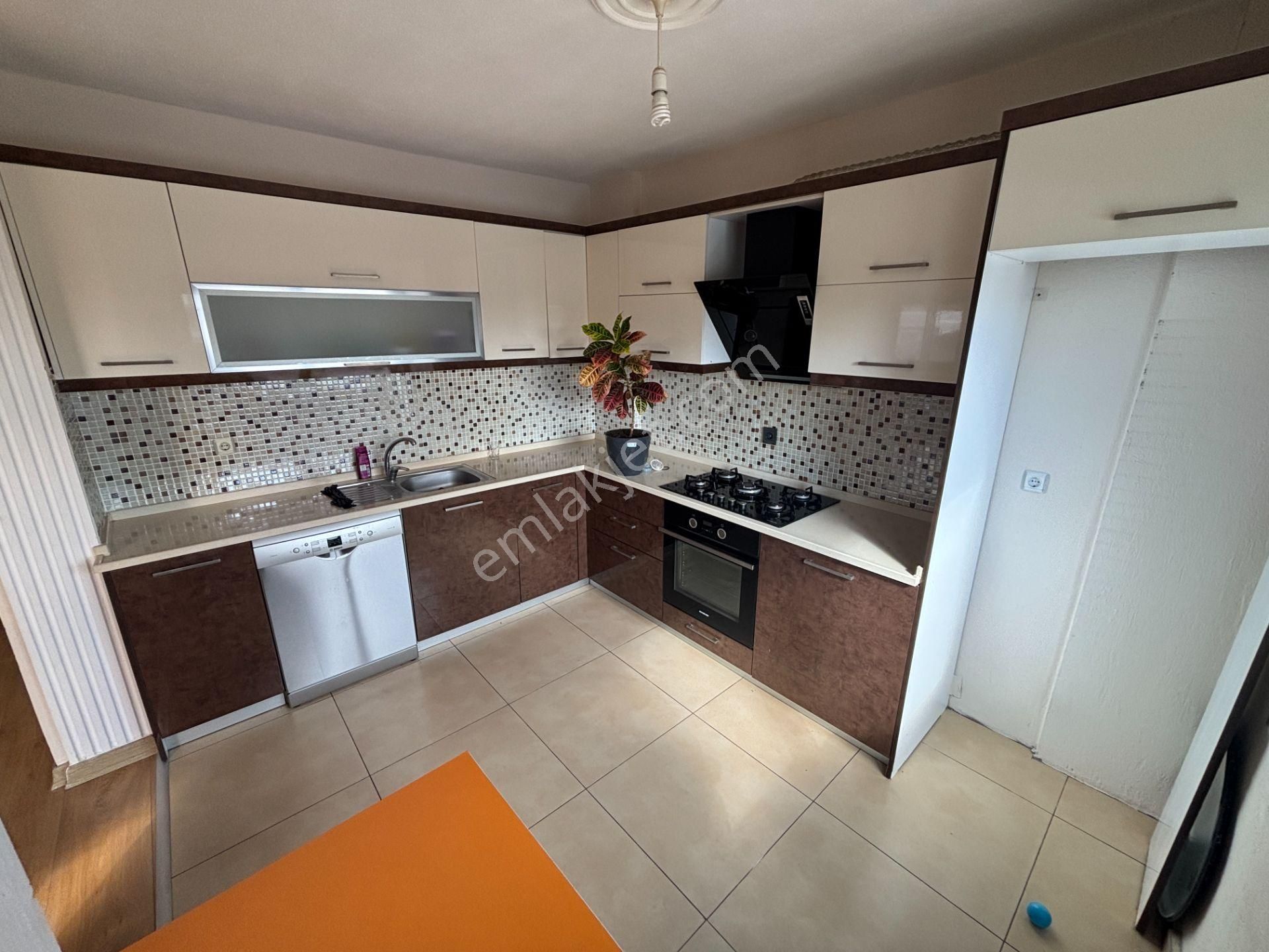 İzmir Seferihisar Bengiler’de Cadde Üzerinde 2+1 Ara Kat Daire - Görsel 18