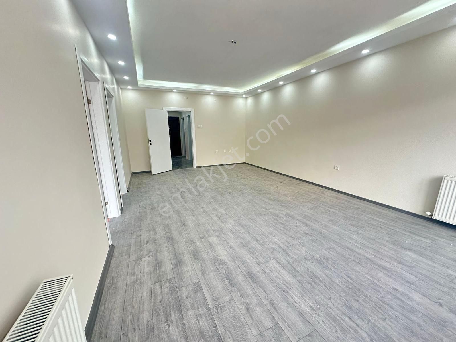 Şafak'tan A.eğlence Yakını 3+1 Lüks Yapılı Orta Kat Ön Cephe - Görsel 3