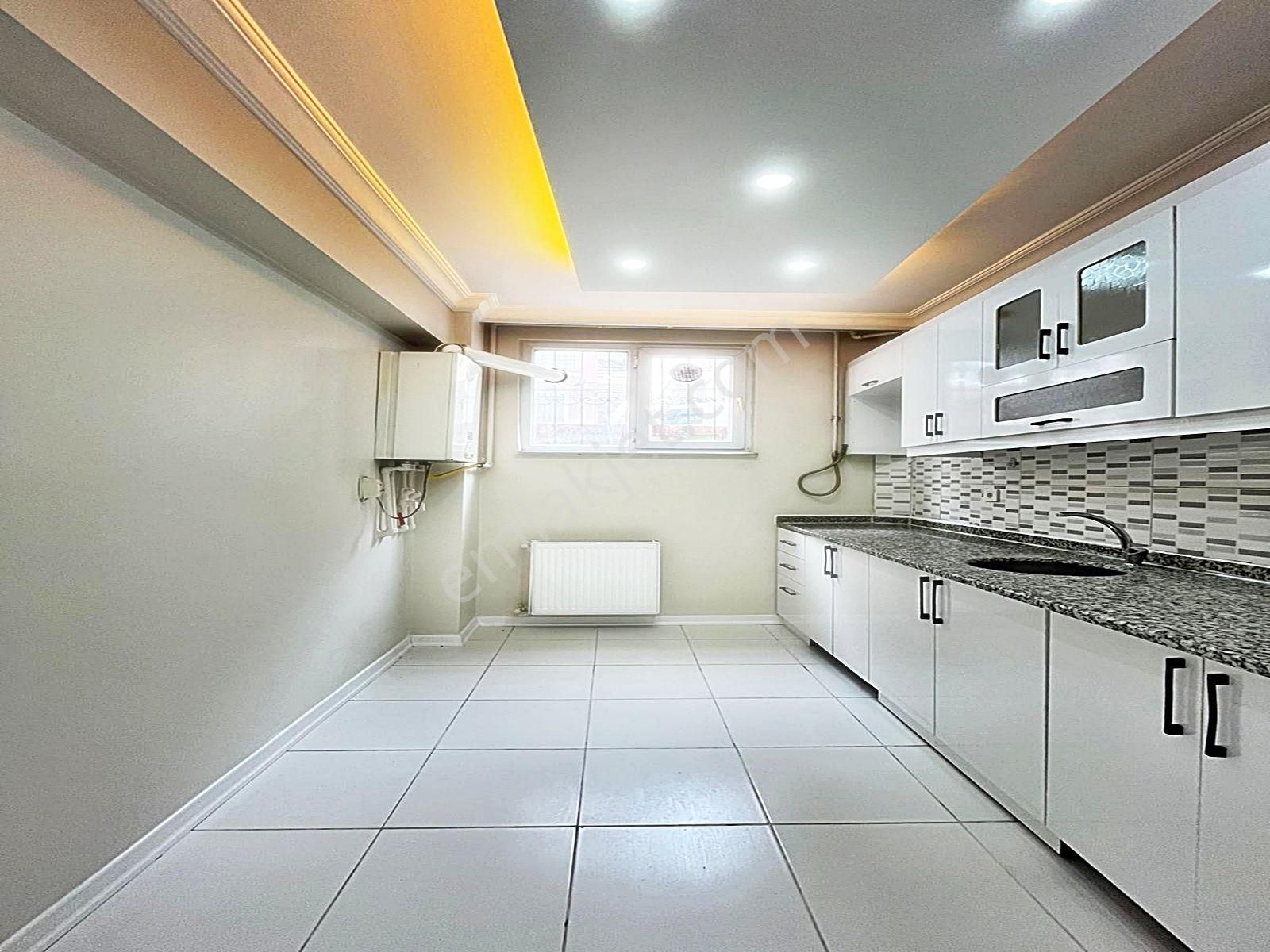 Esenyurt Güzelyurt Mahallesinde Metrobüse Yakın Geniş Bahçeli 2+1 Daire - Görsel 8