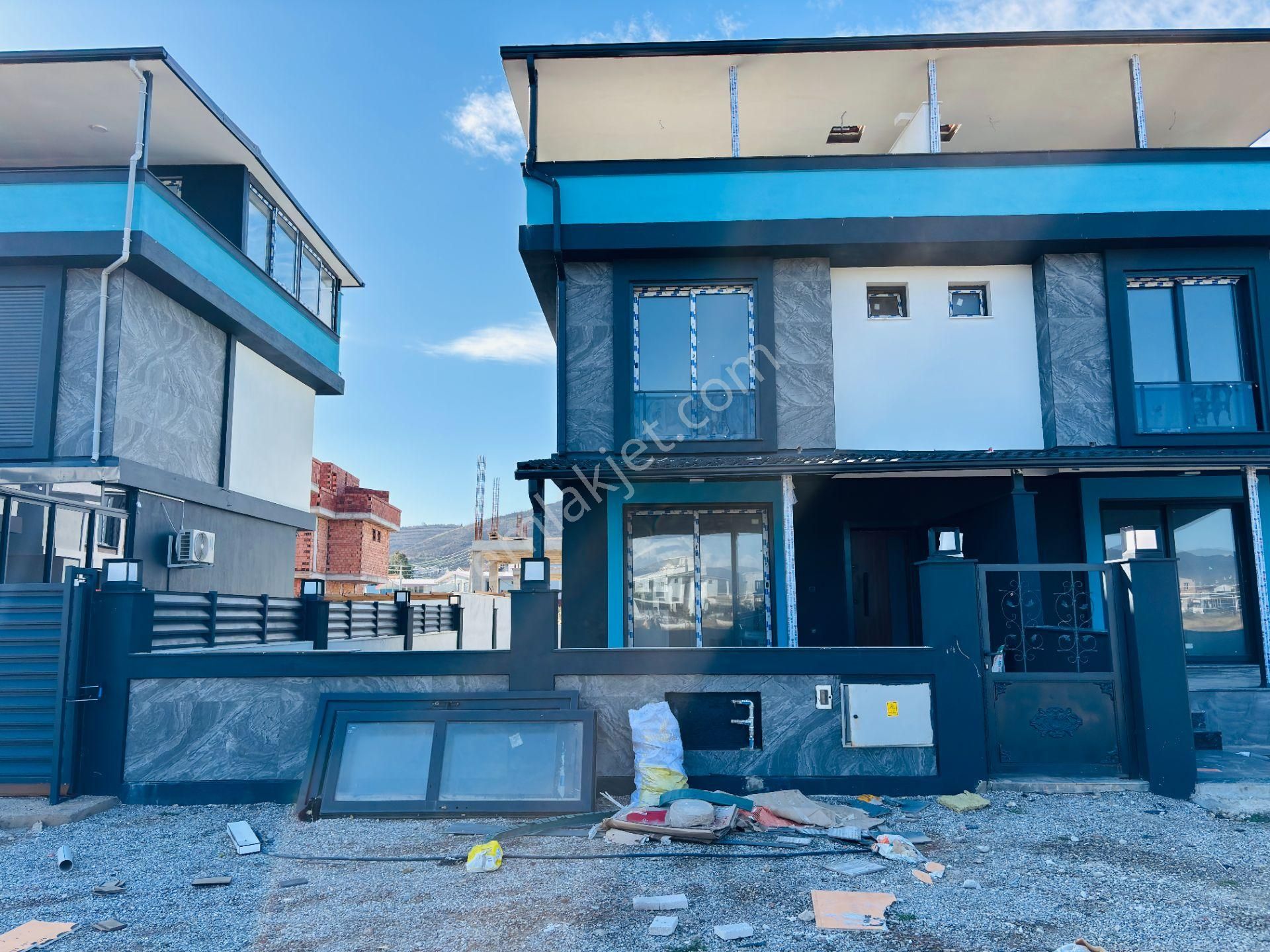 İzmir Seferihisar Cumhuriyet’de Güzel Konumda 3+1 Tripleks Yazlık Villa - Görsel 4