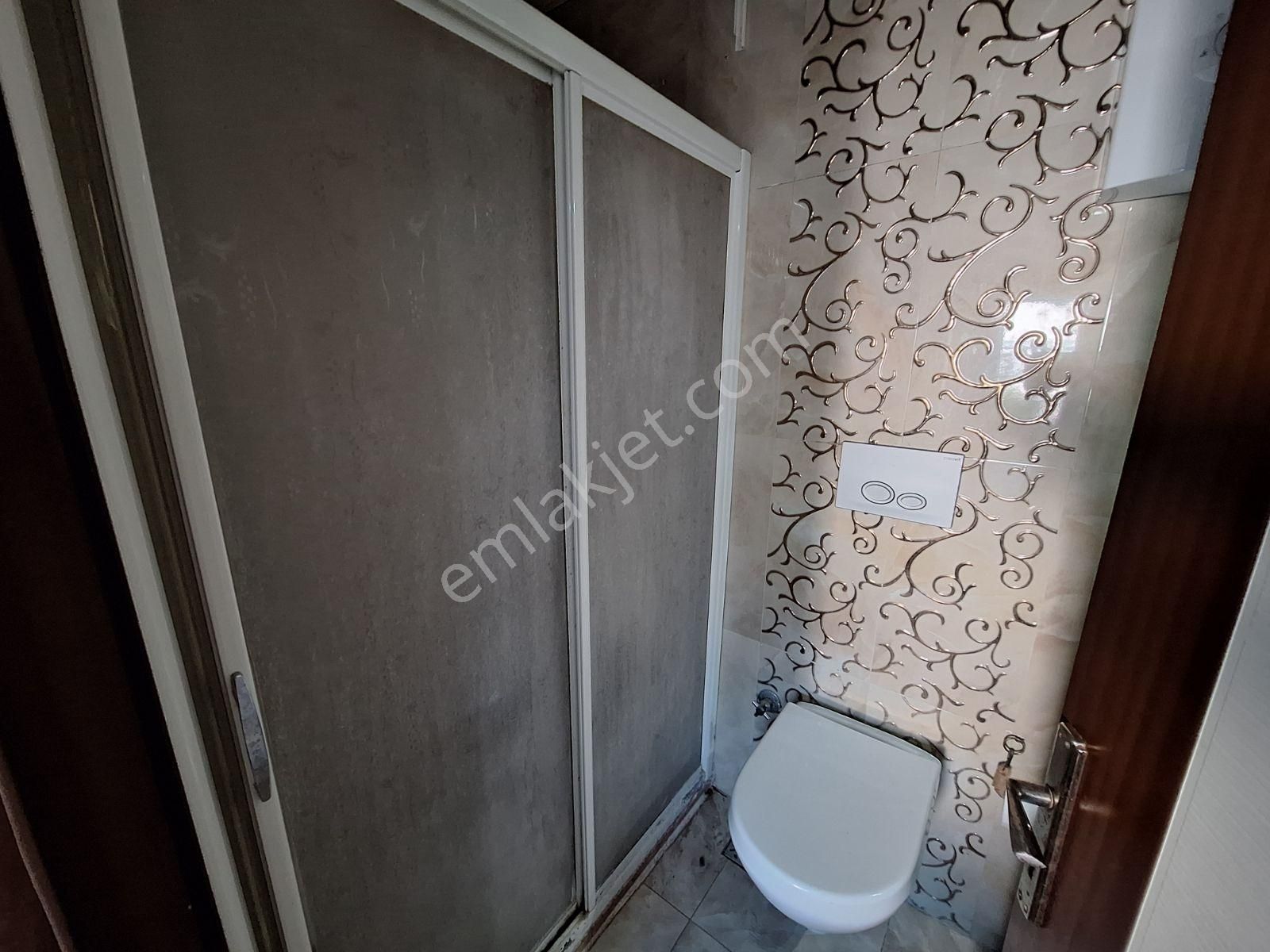 Kuşadası Sahile,çarşıya 5dk Deniz Manzaralı 1+1 Daire Satılıktır - Görsel 9