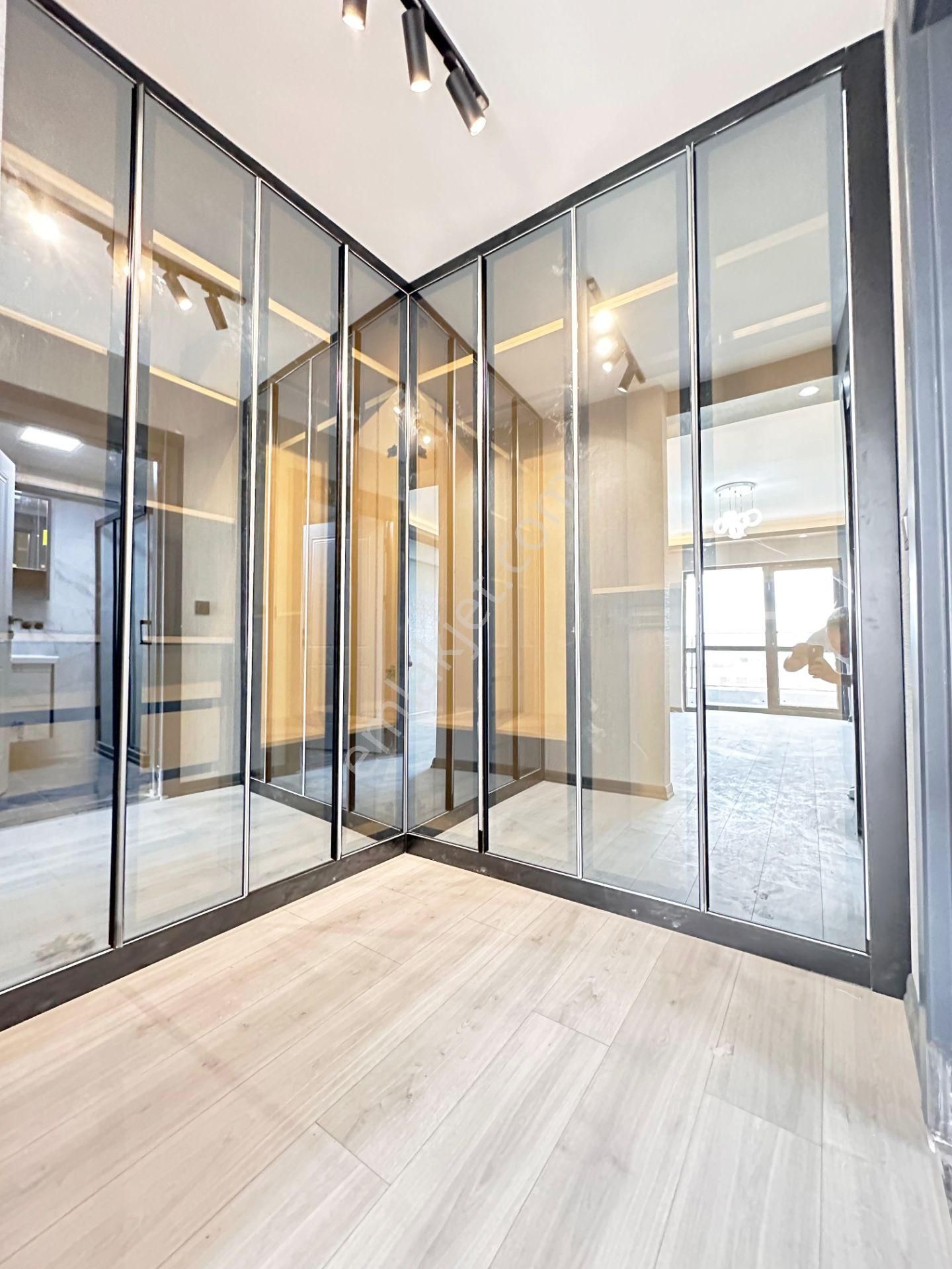 Pursaklar Mehmet Zengin Emlak'tan Teras Balkonlu Yerden Isıtmalı 7.kat 4+1 Ultra Lüks Sitede Daire - Görsel 29