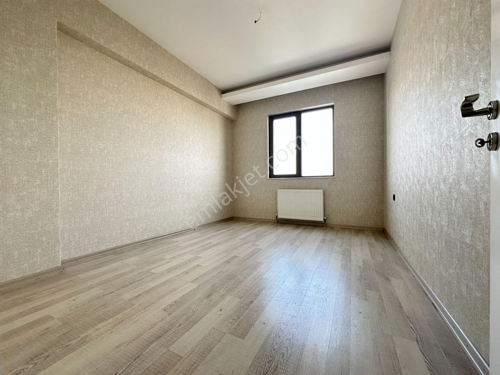 Pursaklar Mehmet Zengin Emlak'tan Kapalı Otoparklı Hstane Yakını 3.kat 4+1 Daire Daire - Görsel 24