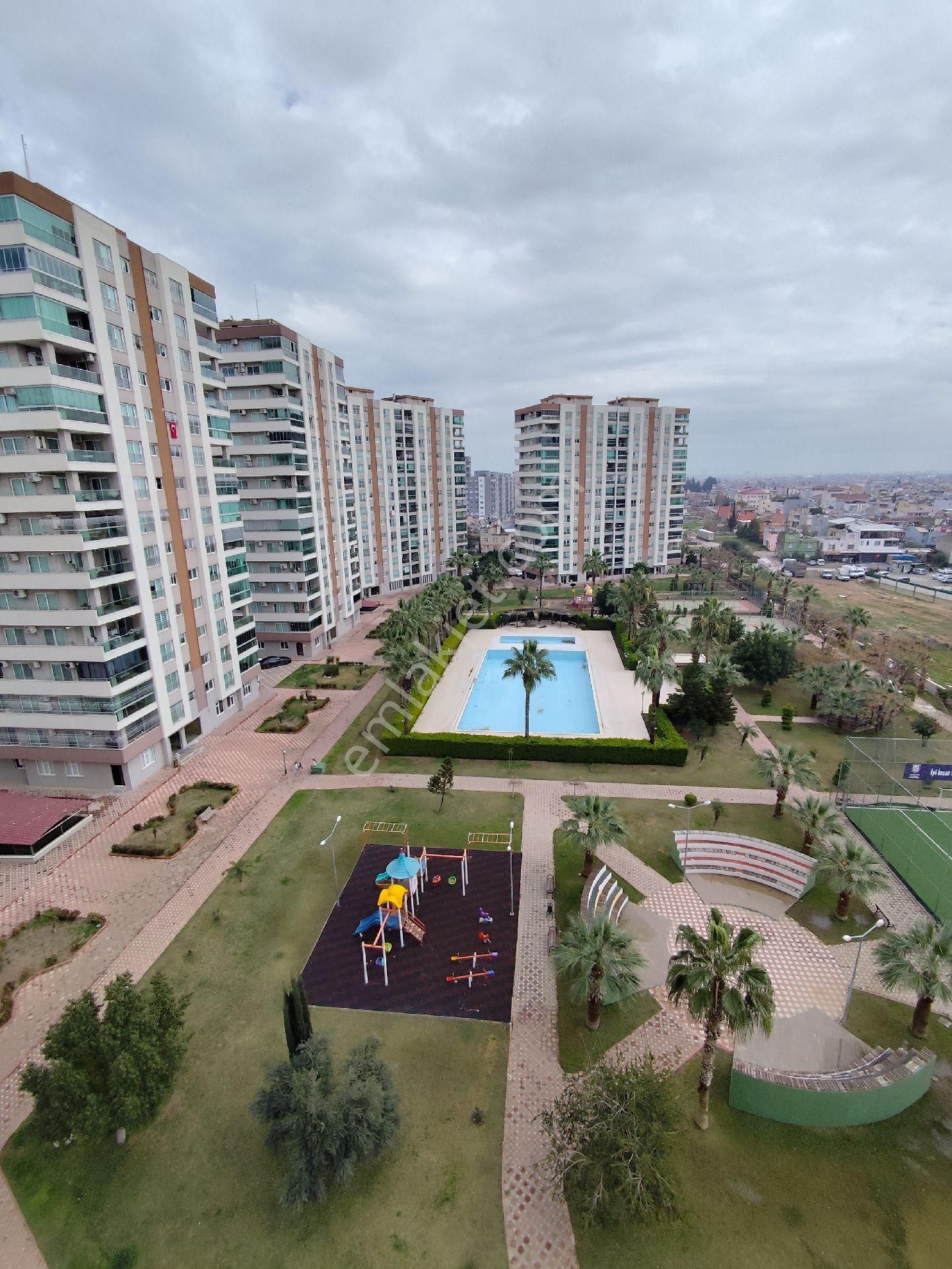 Kıyıboyunda 3+1 Eşyalı Doğalgazlı Güvenlikli Havuzlu Kiralık Daire - Görsel 23