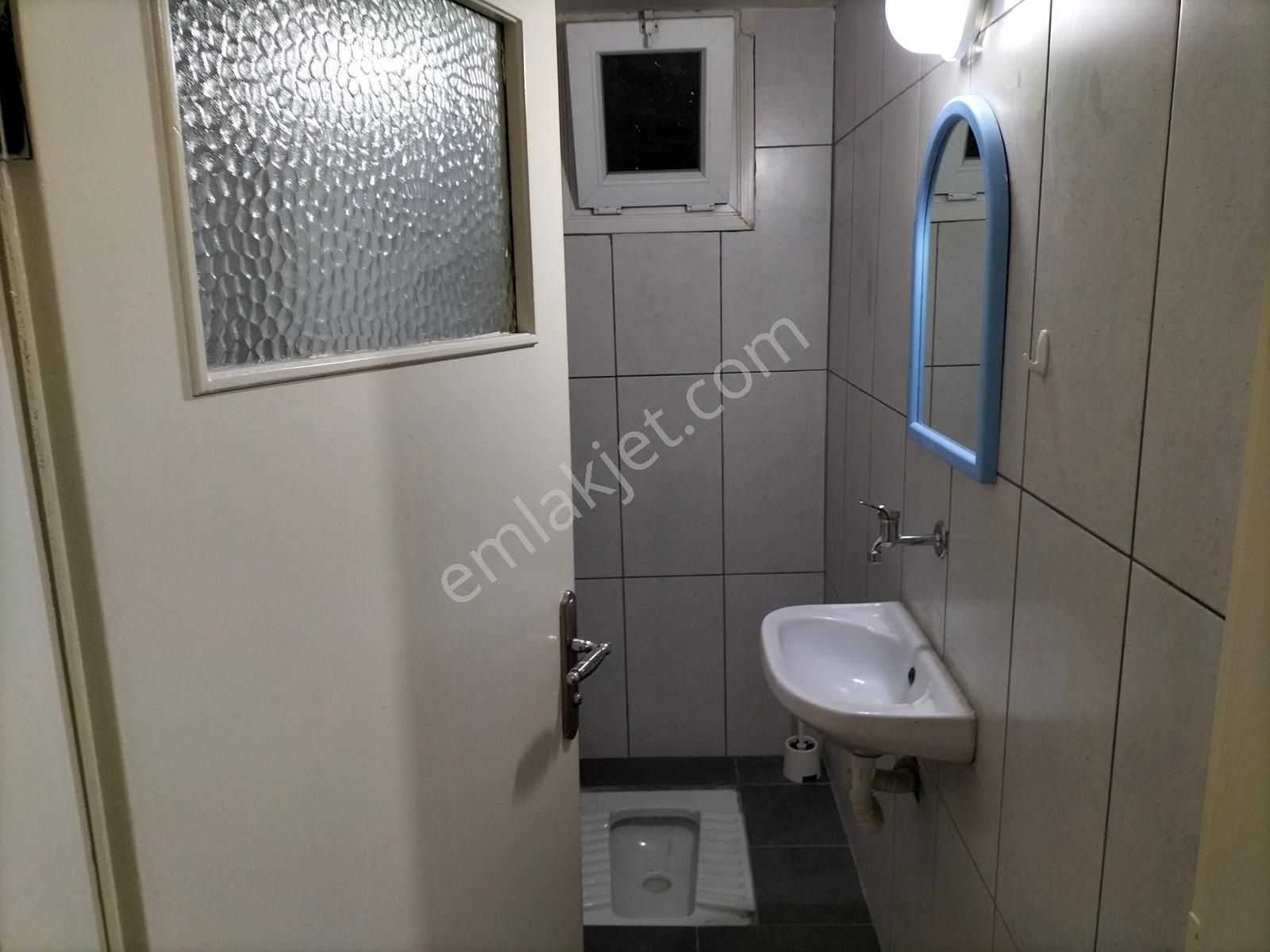 Bayraklı Site İçinde Kiralık Geniş 3+1 - Görsel 23