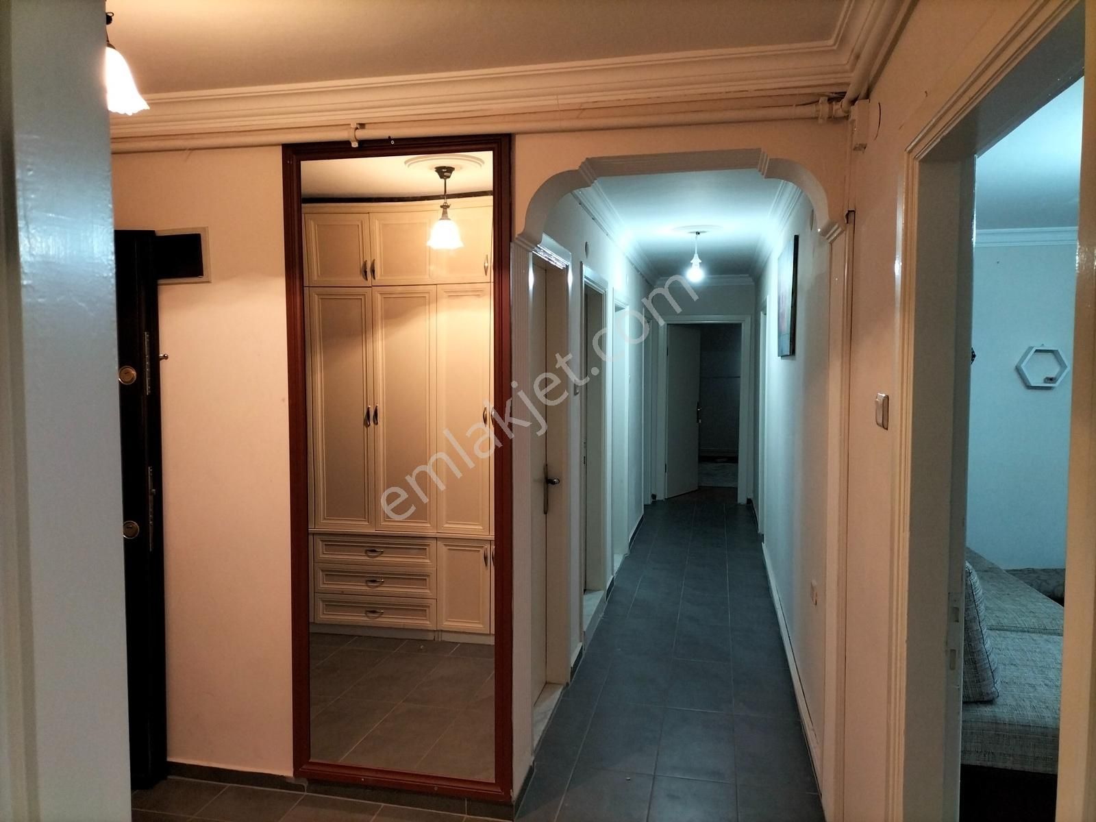 Bayraklı Site İçinde Kiralık Geniş 3+1 - Görsel 22