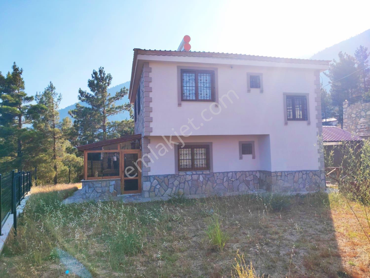 Kar Emlaktan Yenikonacık Efes Sitesi Üzerinde 3+1 Satılık Dubleks Villa - Görsel 2