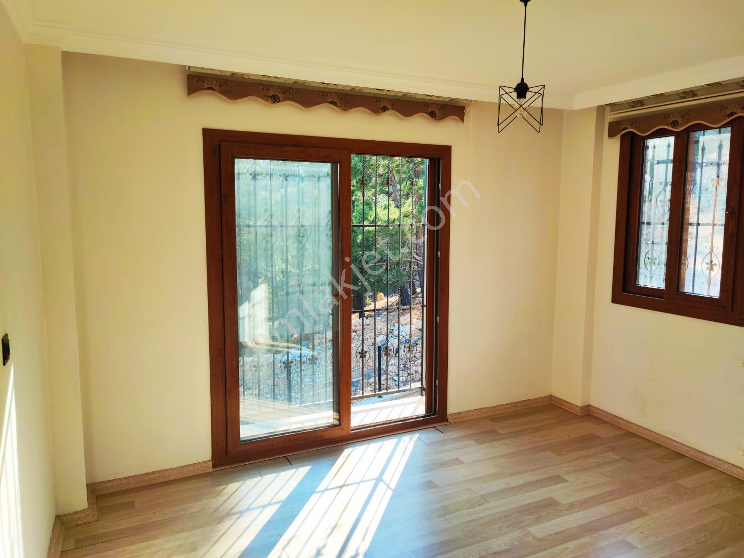 Kar Emlaktan Yenikonacık Efes Sitesi Üzerinde 3+1 Satılık Dubleks Villa - Görsel 7