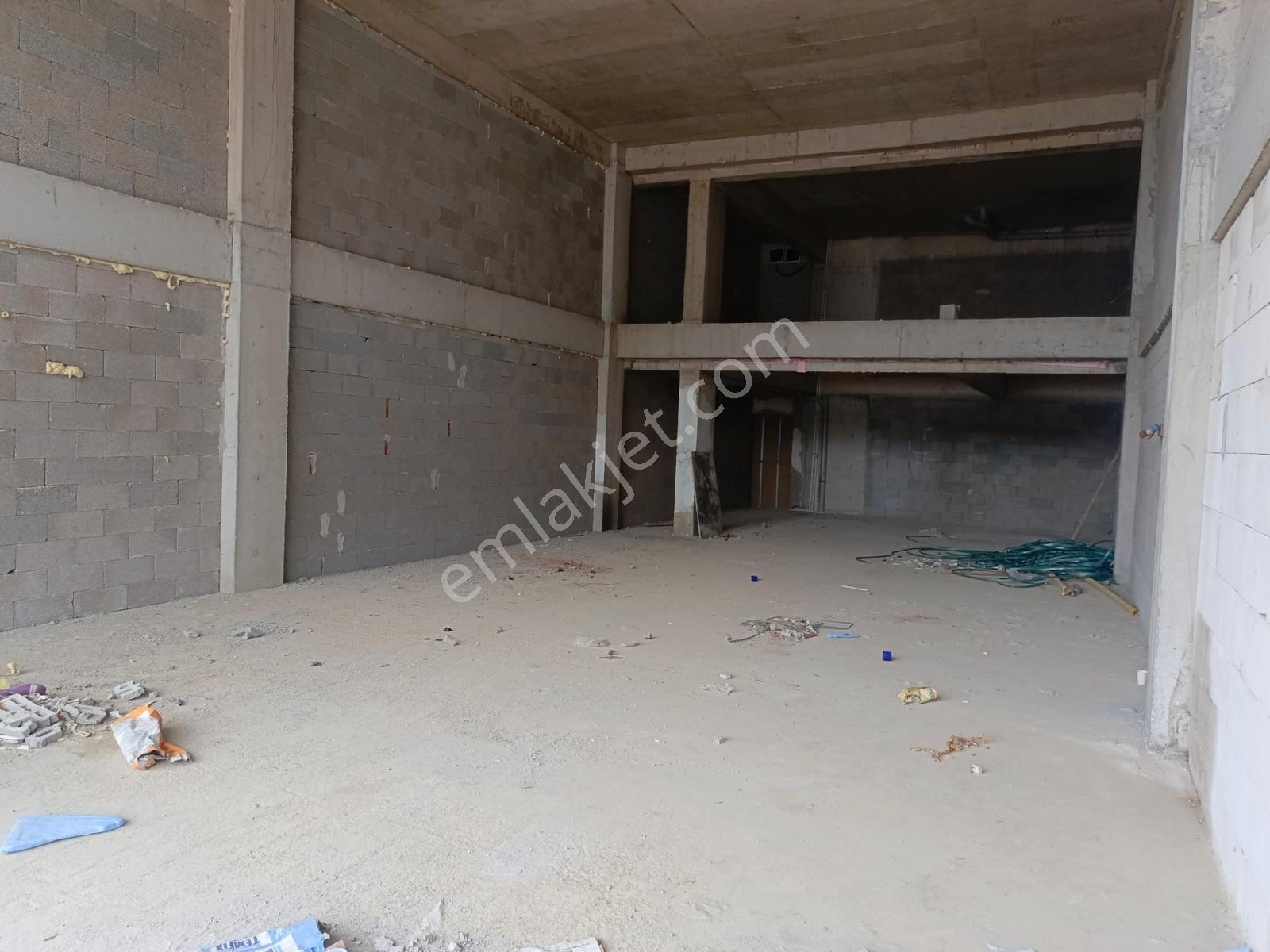 Taşpınarda Cadde Üzeri İşletmeye Kiralık Fırsat Dükkan