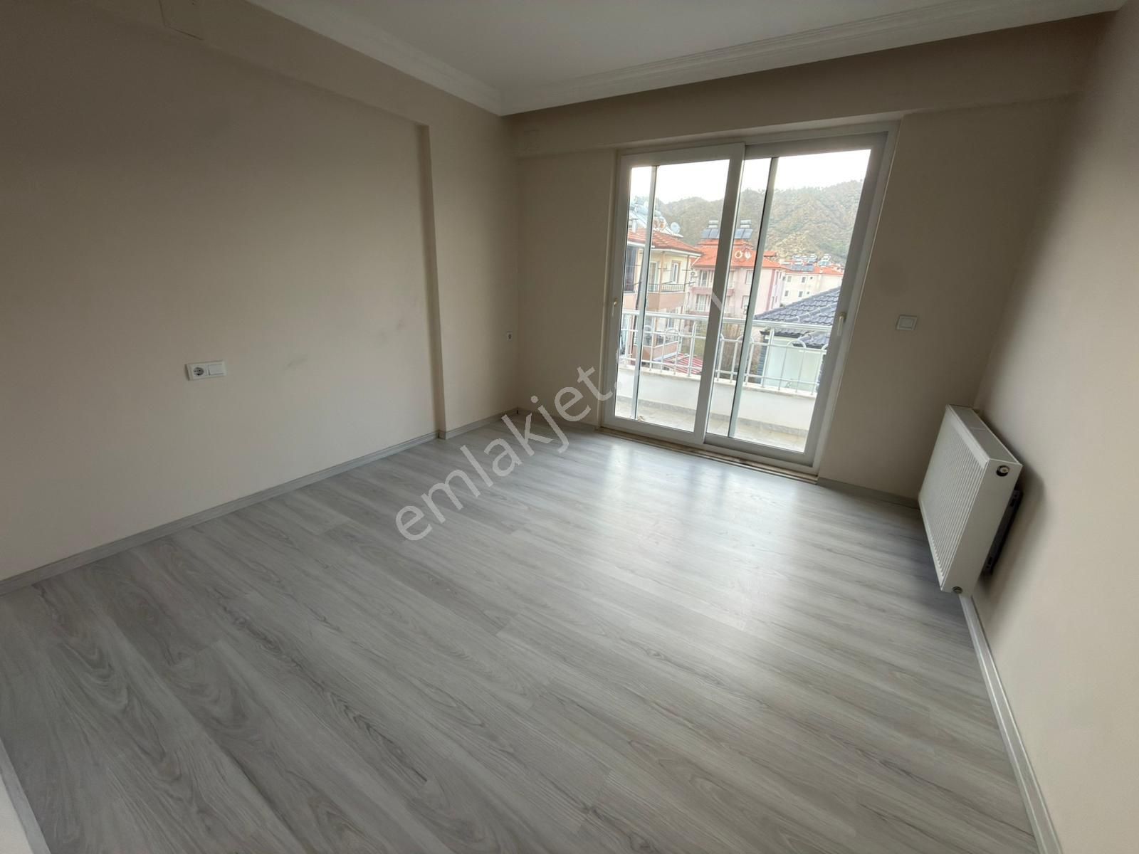 Ortaca Bahçelievlerde 2+1 Geniş Daire Kiralık. - Görsel 11