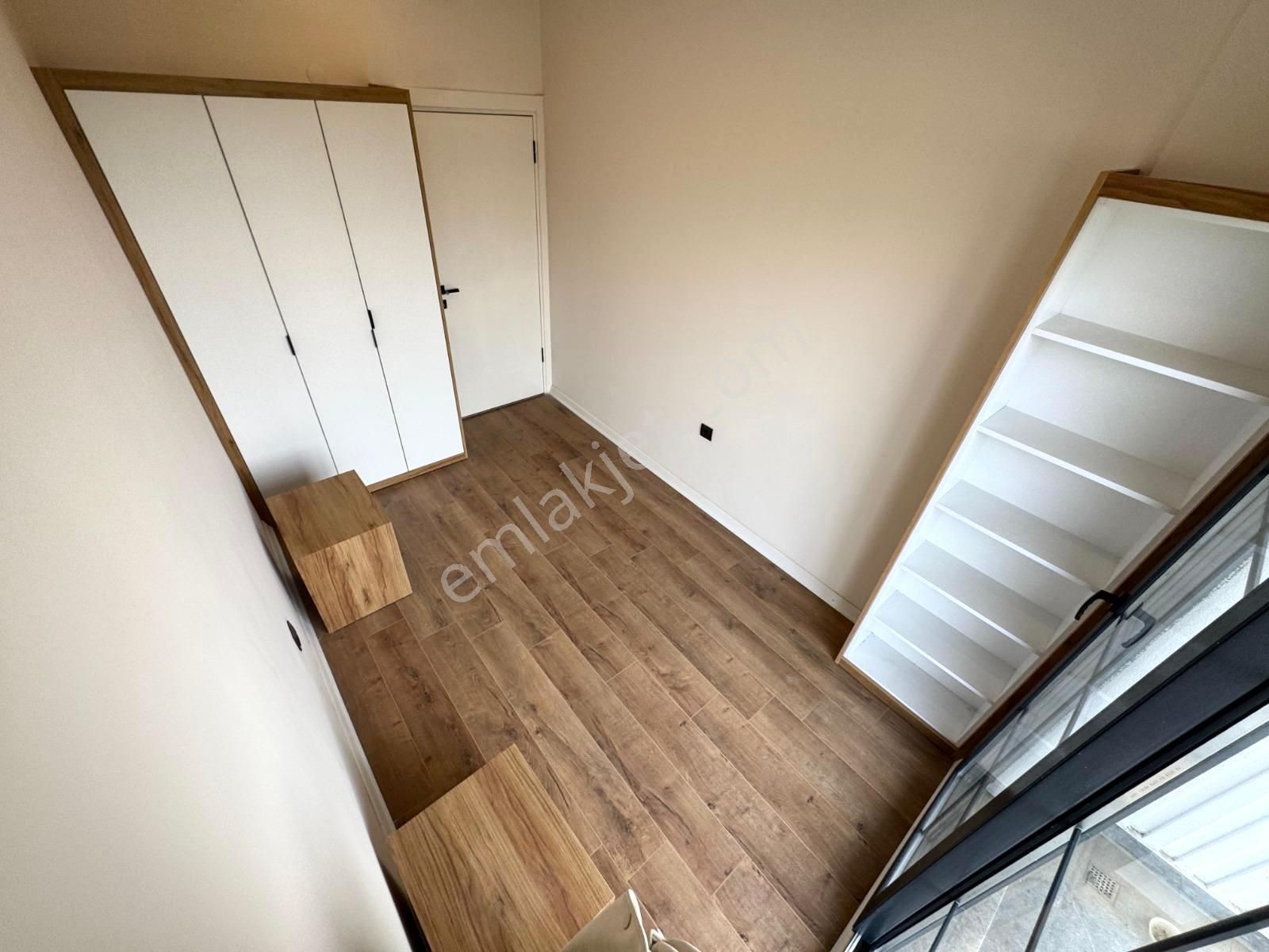 🏡 Referans'tan Akçay'da Bahçe Kullanımlı Şık Tasarımlı 1+1 Daire - Görsel 5