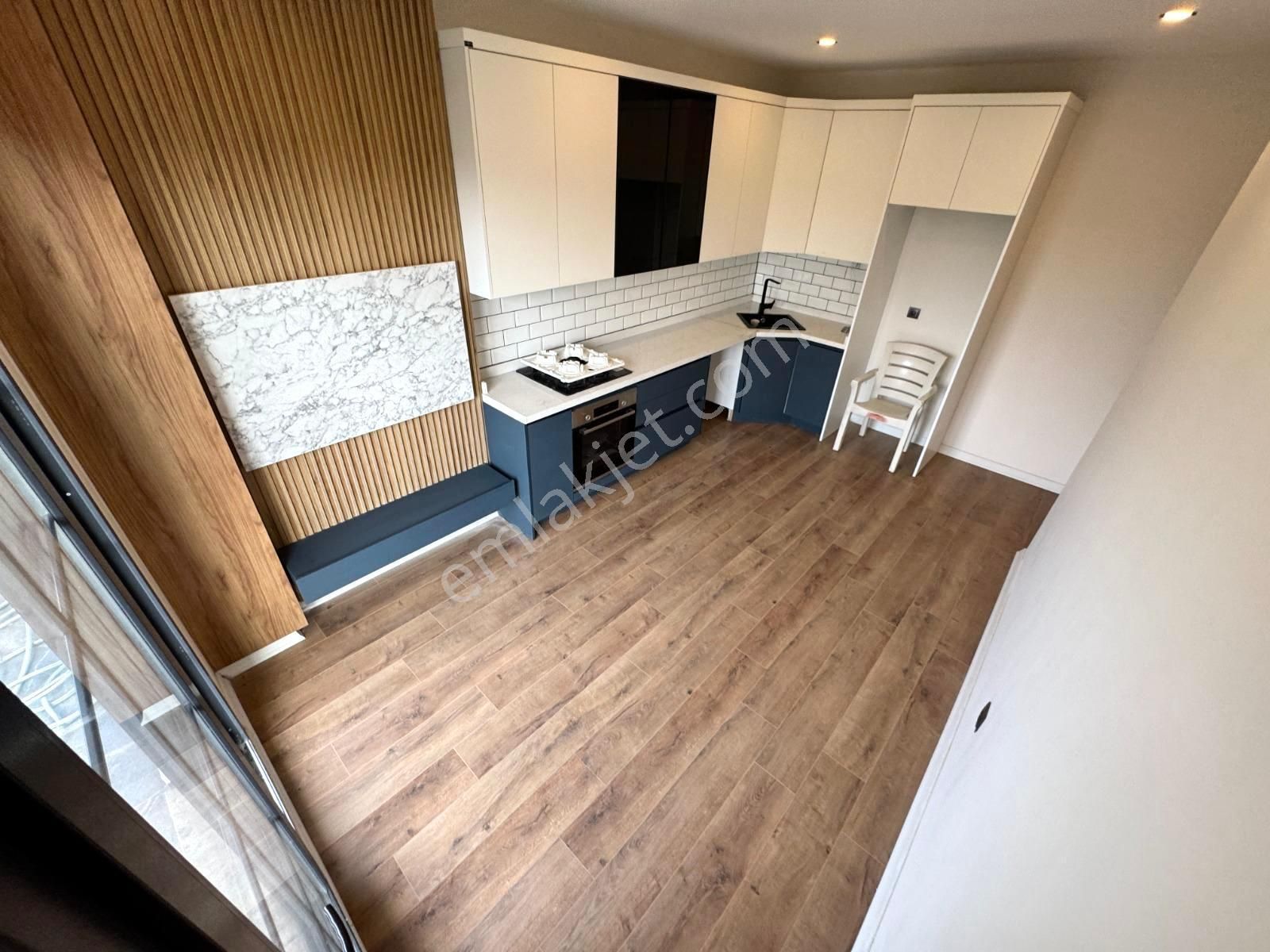 🏡 Referans'tan Akçay'da Bahçe Kullanımlı Şık Tasarımlı 1+1 Daire - Görsel 15