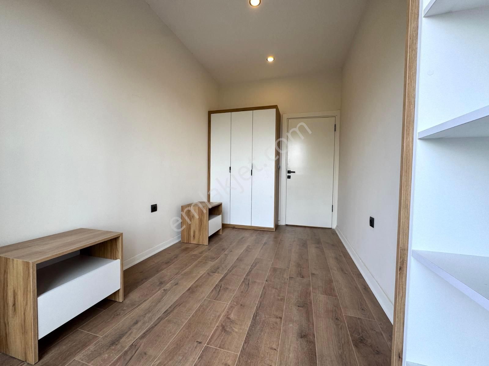 🏡 Referans'tan Akçay'da Bahçe Kullanımlı Şık Tasarımlı 1+1 Daire - Görsel 11