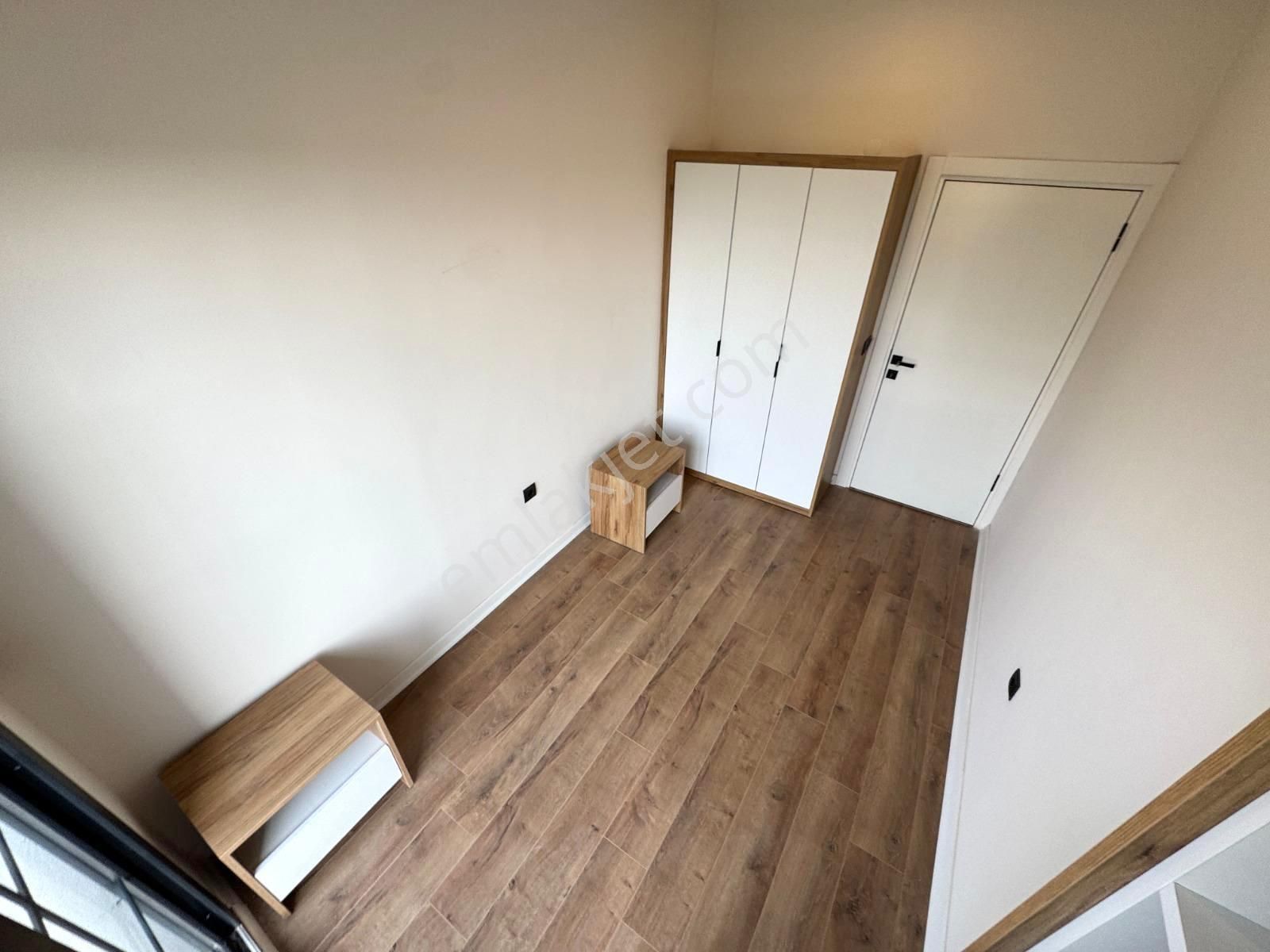 🏡 Referans'tan Akçay'da Bahçe Kullanımlı Şık Tasarımlı 1+1 Daire - Görsel 20