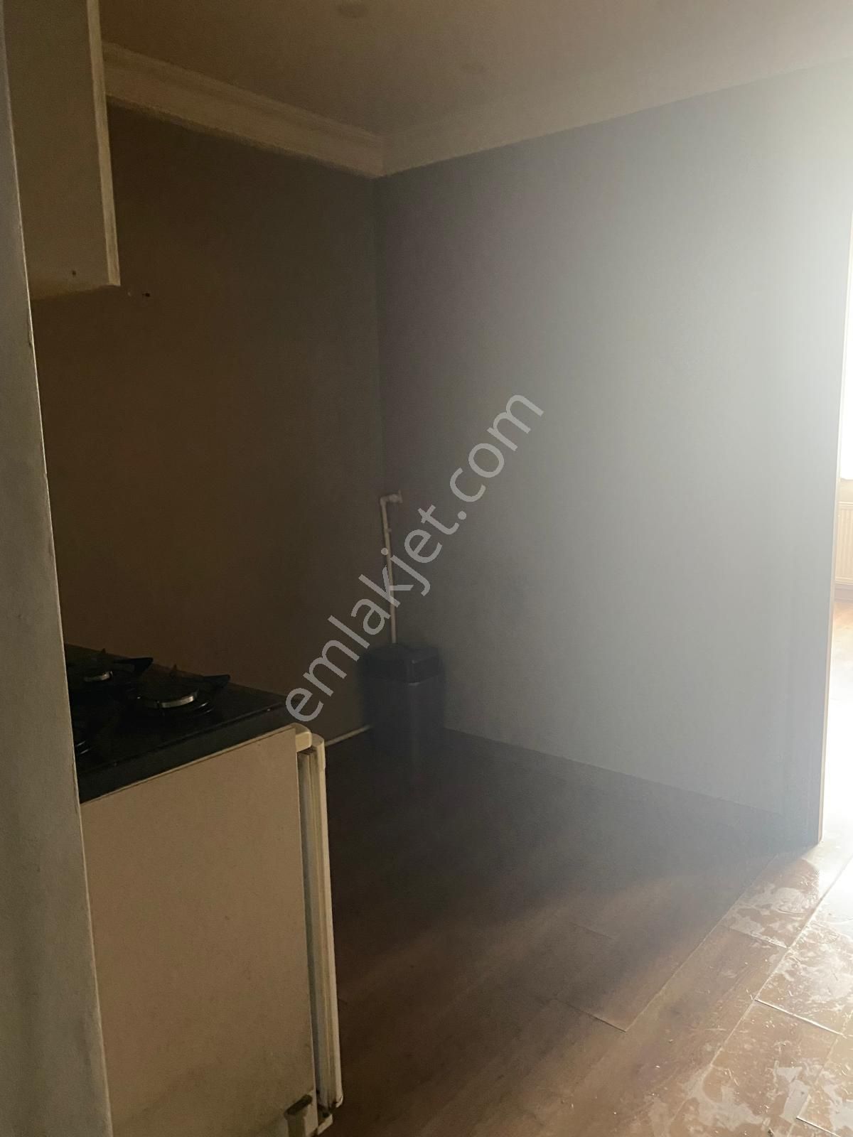 Gaziosmanpaşa Korallar İş Merkezinde /asansörlü/40m2/3. Kat Satılık Ofis - Görsel 4